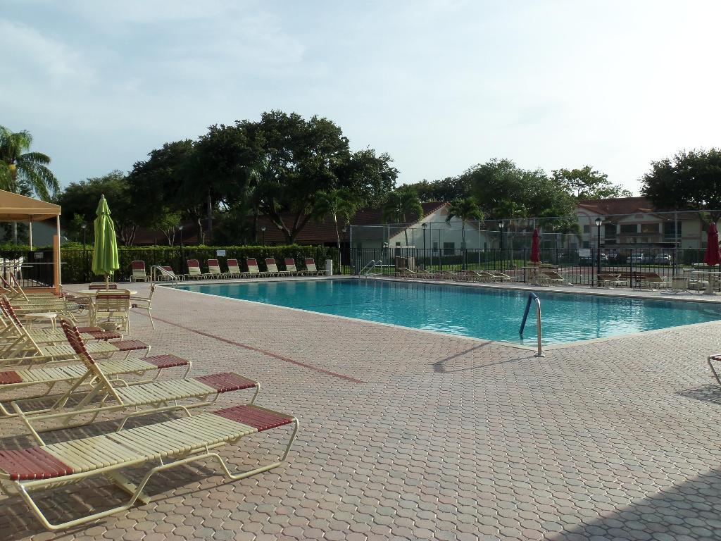 SUN VALLEY EAST CONDO - Residential