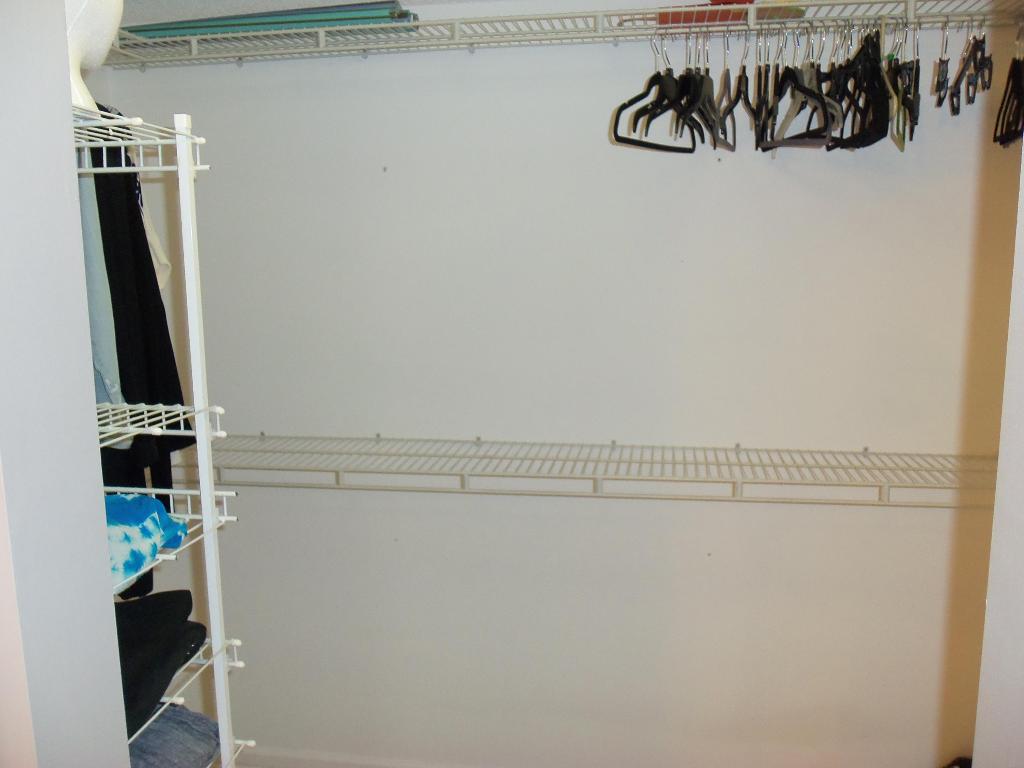 SUN VALLEY EAST CONDO - Residential