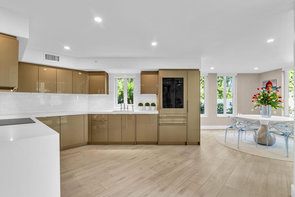 Photo of 100 SE 5th Avenue #106, Boca Raton, FL 33432 (MLS # R11142838)