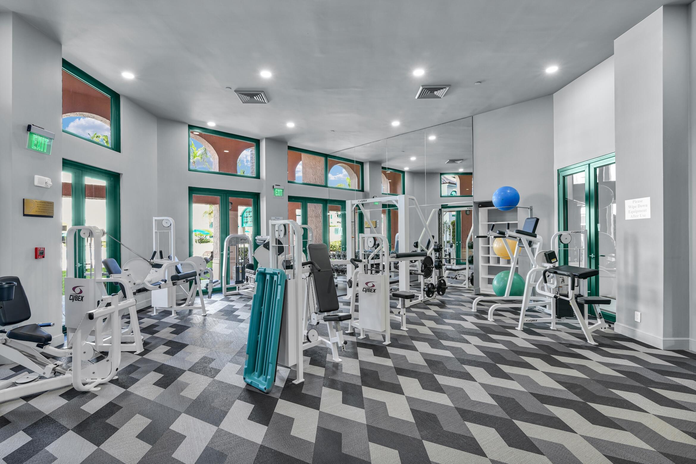 MIZNER COURT CONDO - Residential