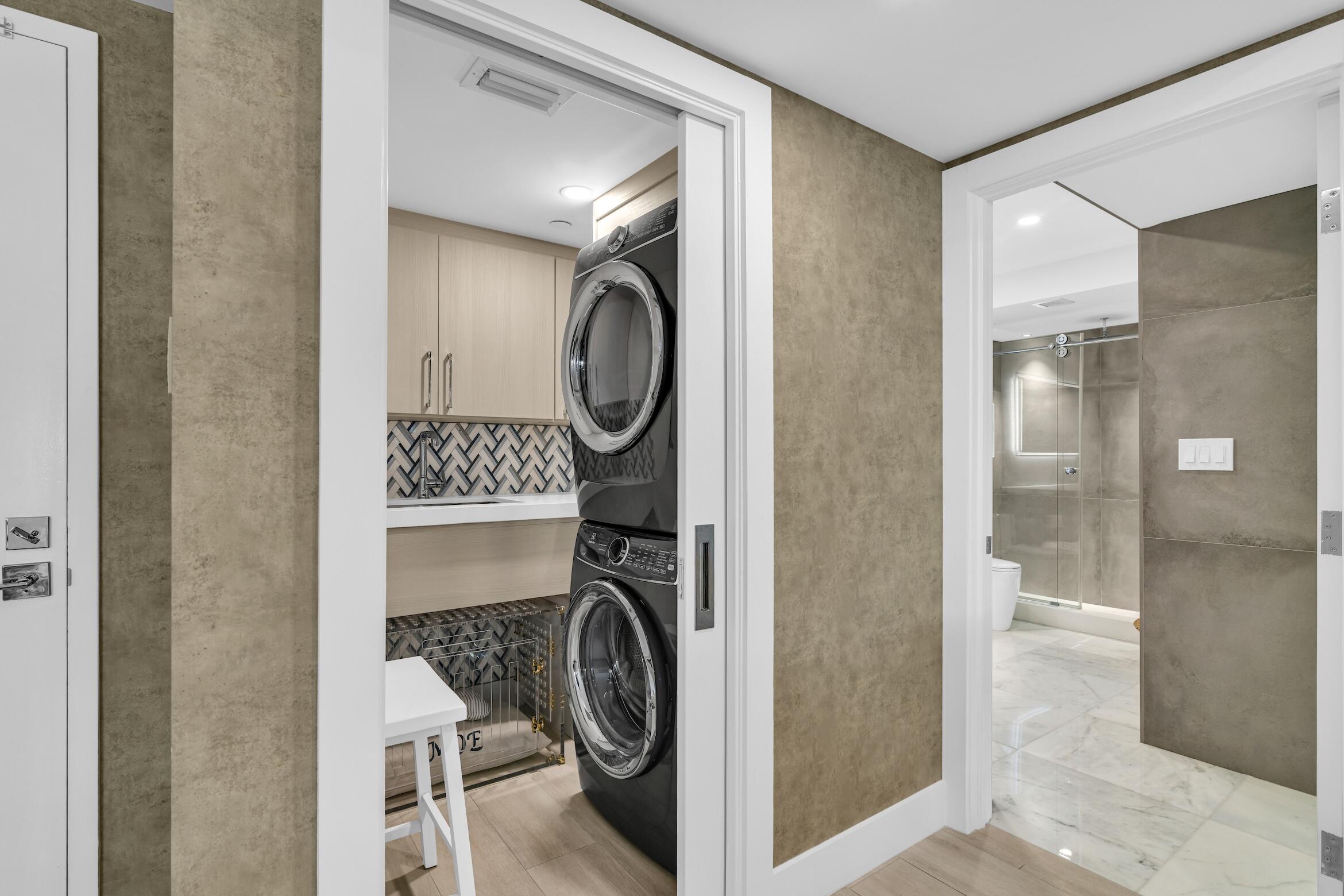 MIZNER COURT CONDO - Residential