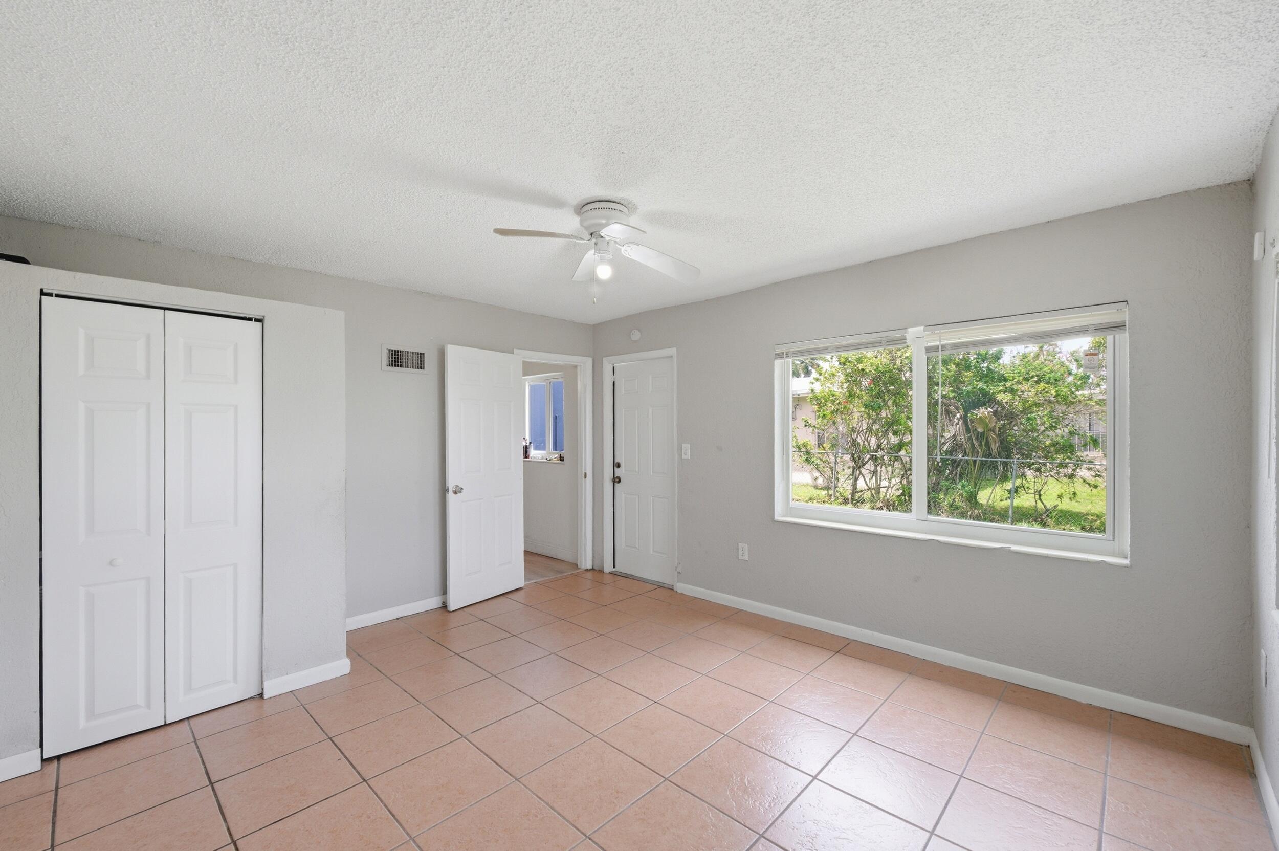 GREENLEAF - Residential