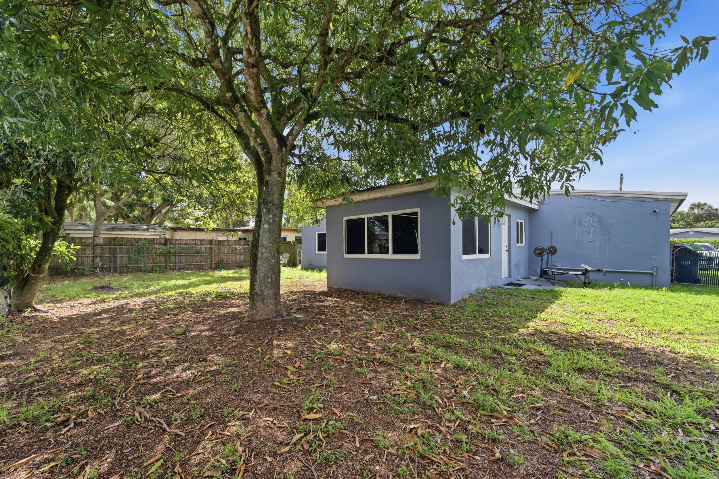 GREENLEAF - Residential