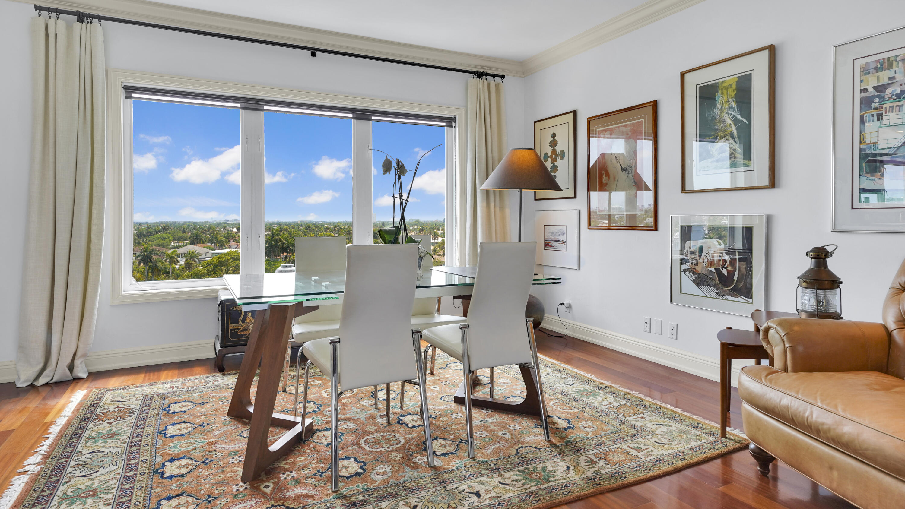 FOUR SEASONS CONDO - Residential