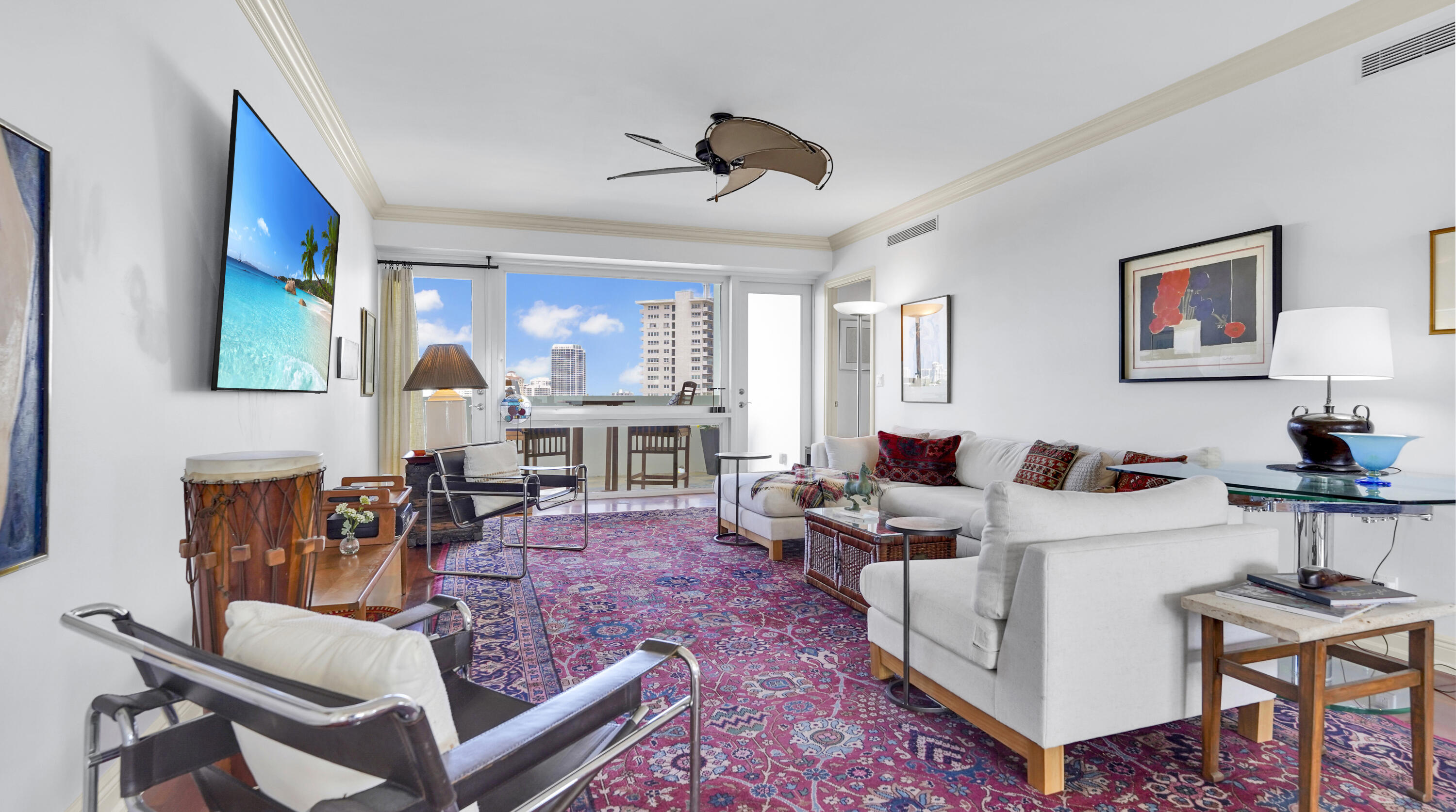 FOUR SEASONS CONDO - Residential