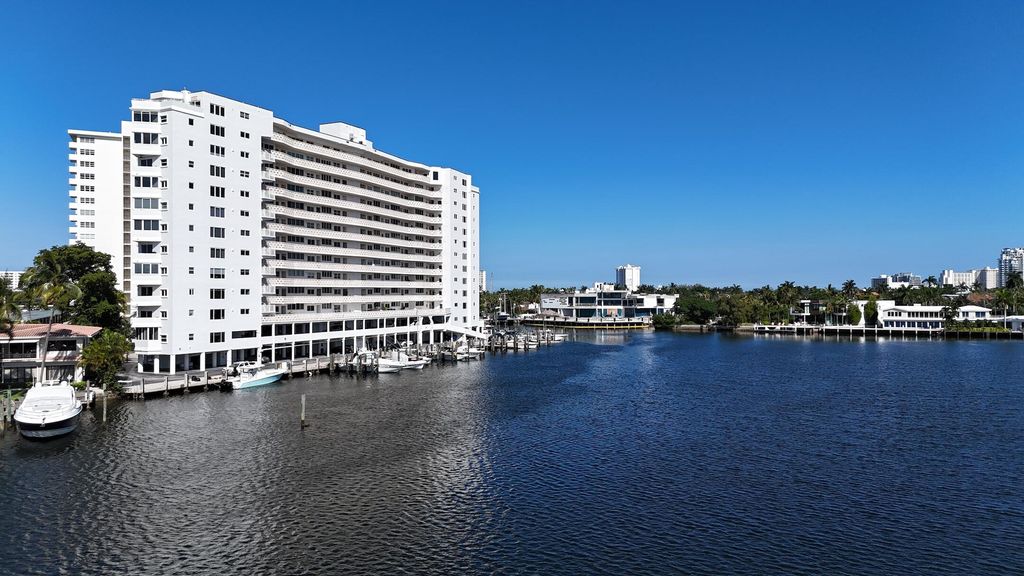 Photo of 333 Sunset Drive #708, Fort Lauderdale, FL 33301 (MLS # B26026197)