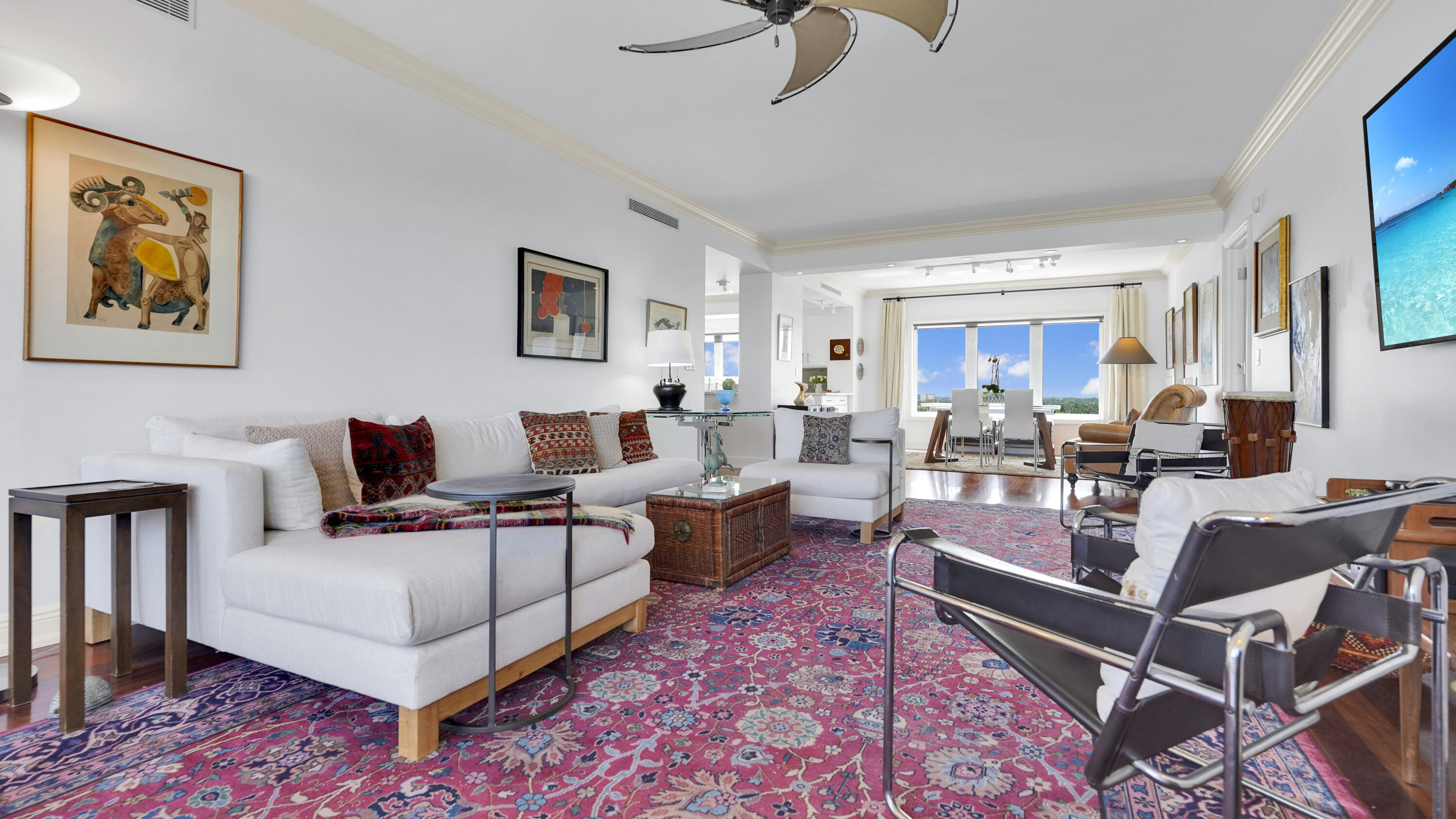 FOUR SEASONS CONDO - Residential