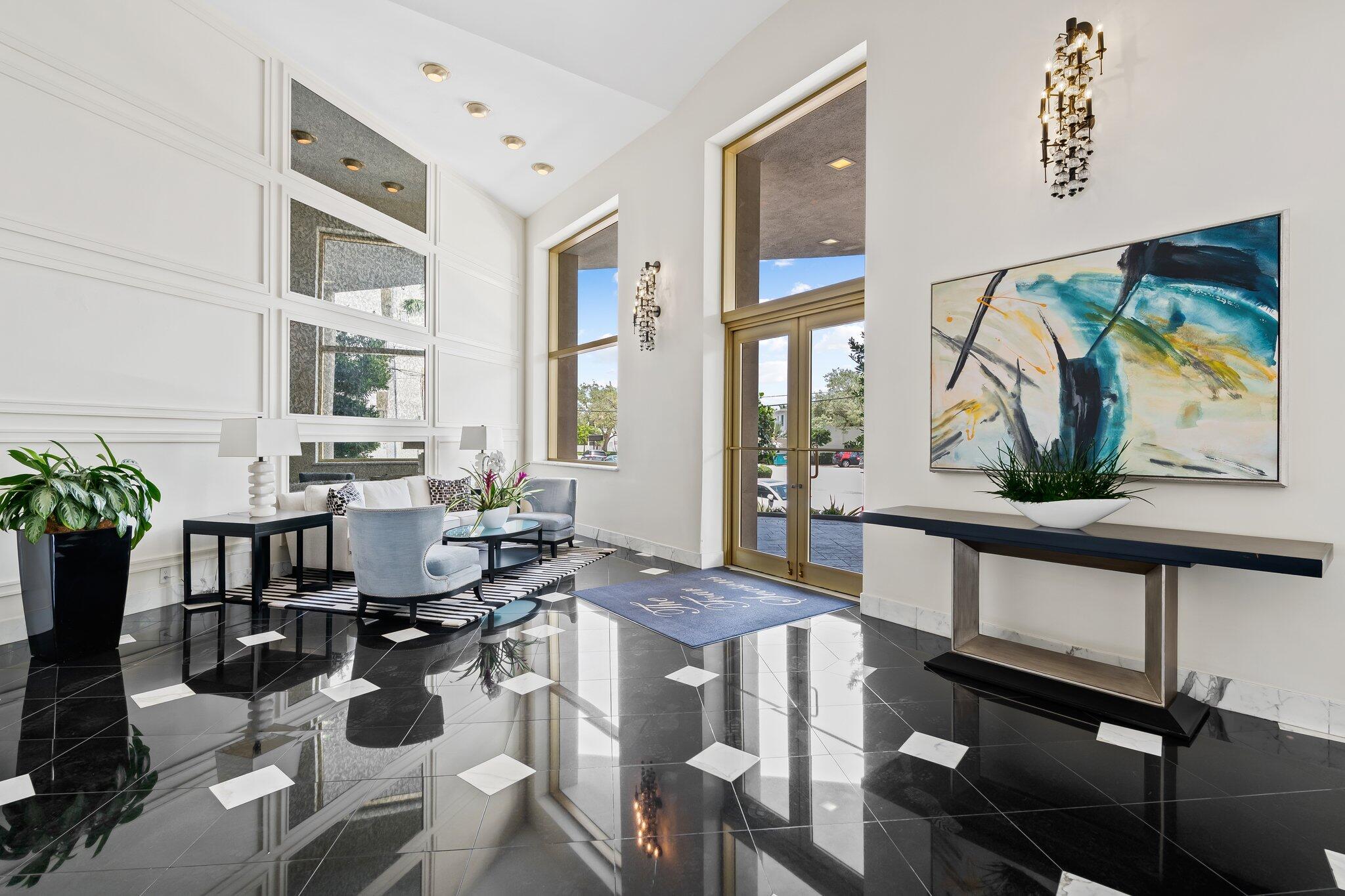 FOUR SEASONS CONDO - Residential