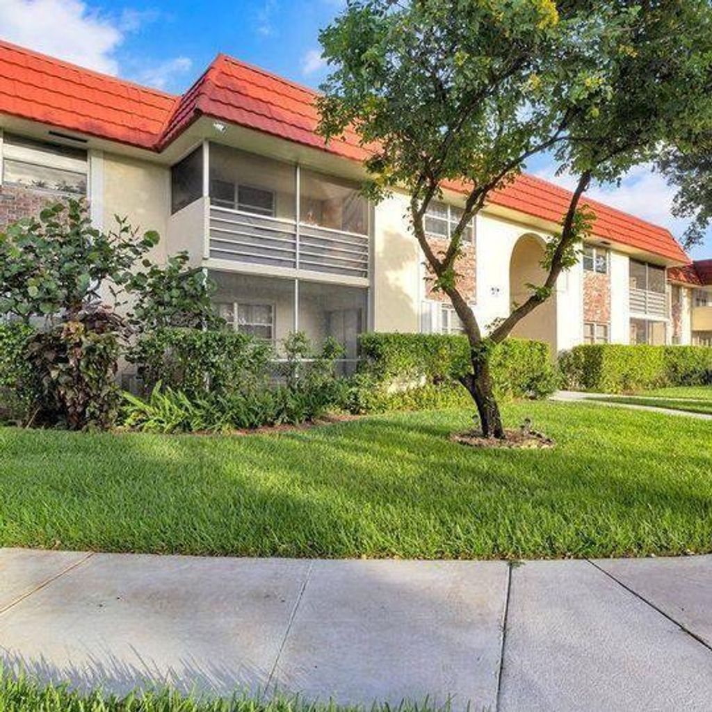 Photo of 22775 SW 66th Avenue #205, Boca Raton, FL 33428 (MLS # B26021122)