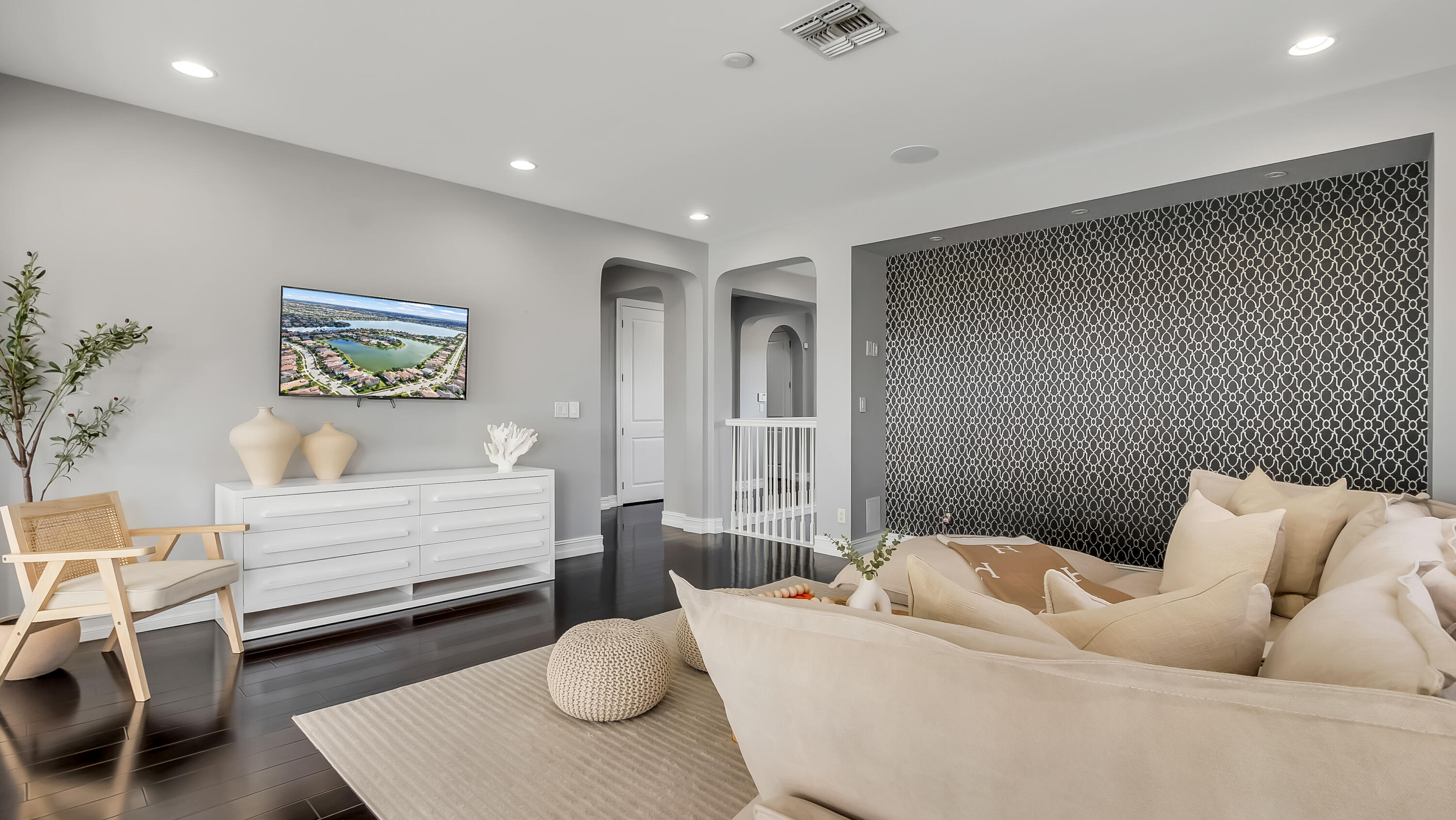BRUSCHI PROPERTY - Residential