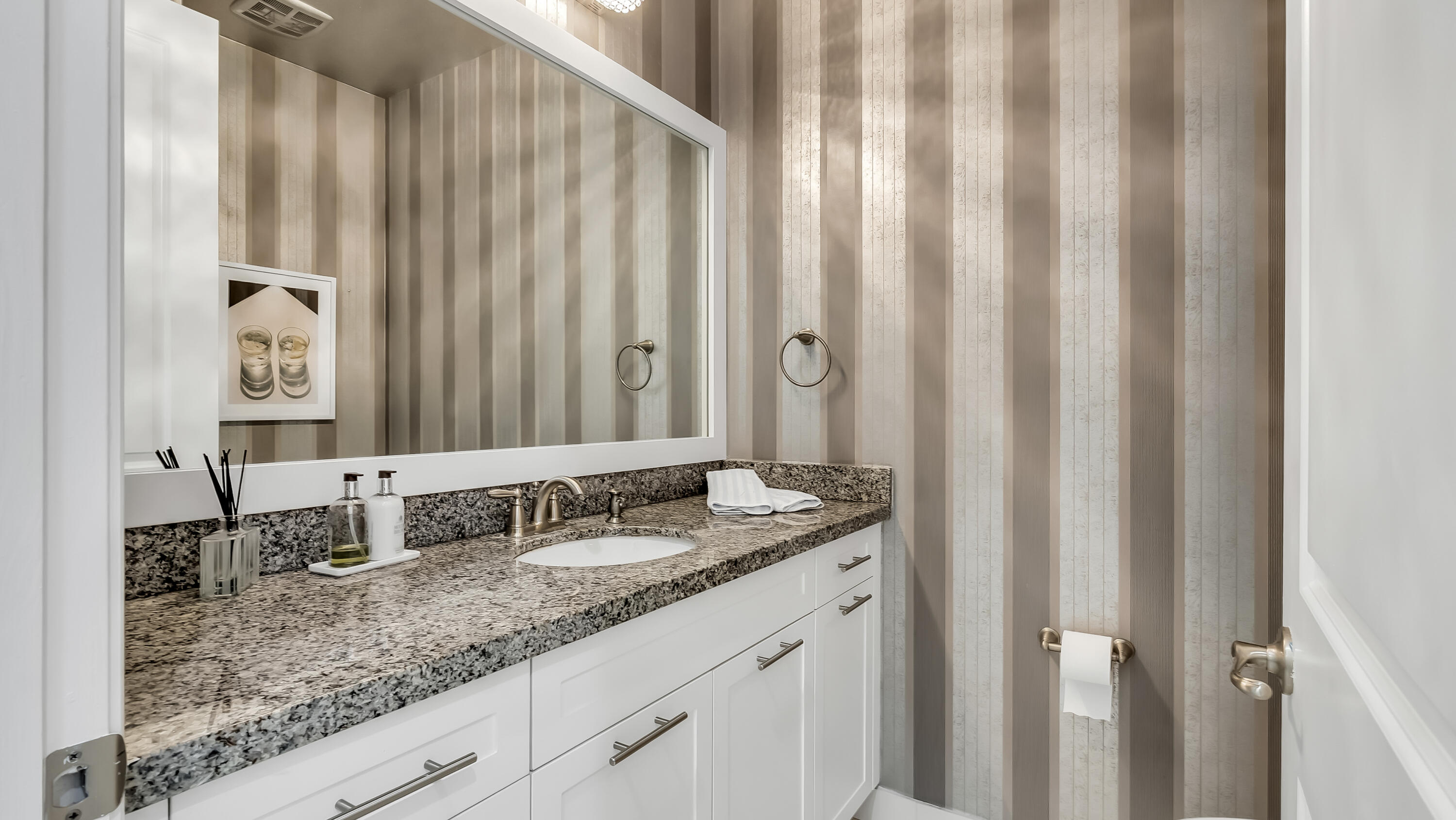 BRUSCHI PROPERTY - Residential