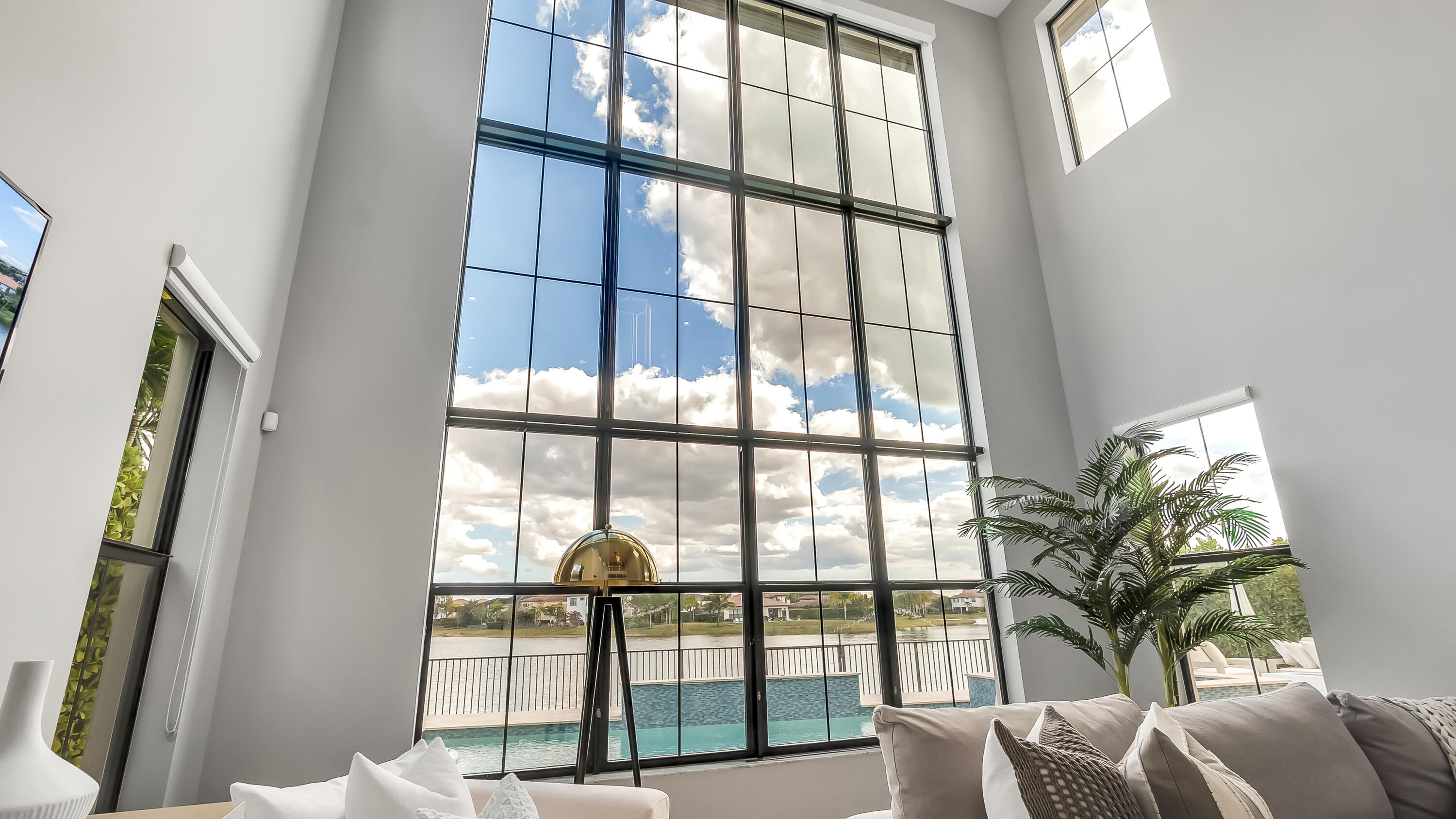 BRUSCHI PROPERTY - Residential