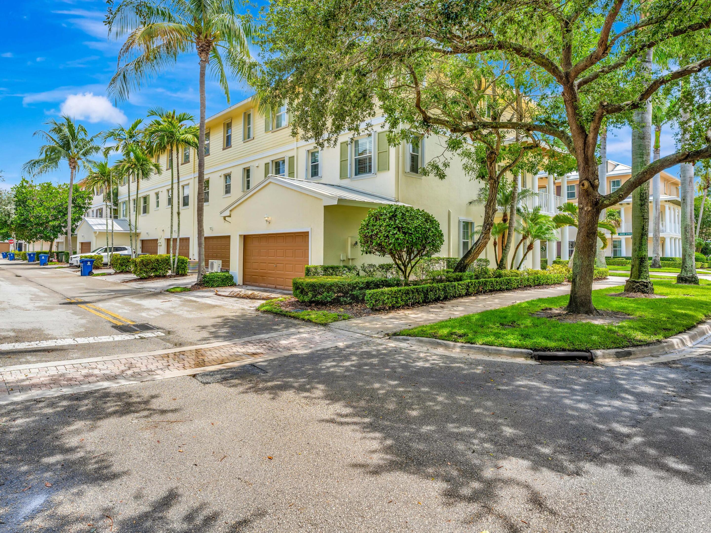 4344 Main Street