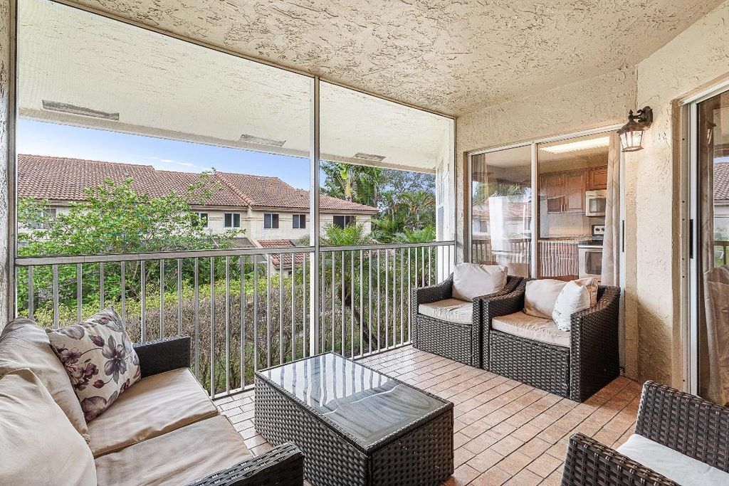 Photo of 6626 Via Regina, Boca Raton, FL 33433 (MLS # R11158817)