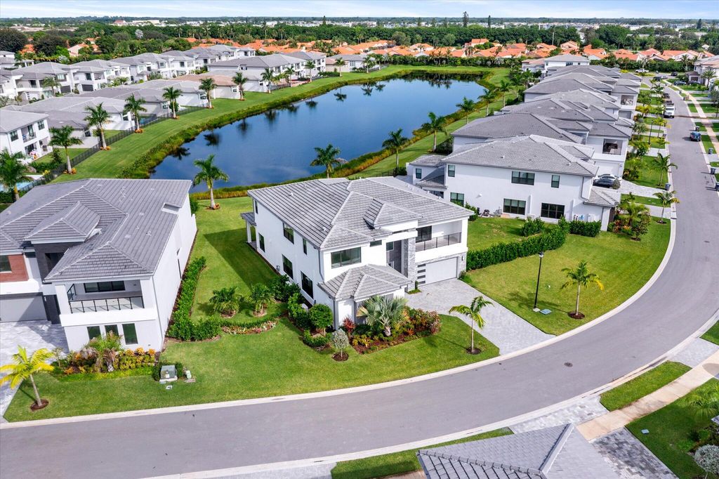 Photo of 20107 Pacific Dunes Drive, Boca Raton, FL 33434 (MLS # R11127218)
