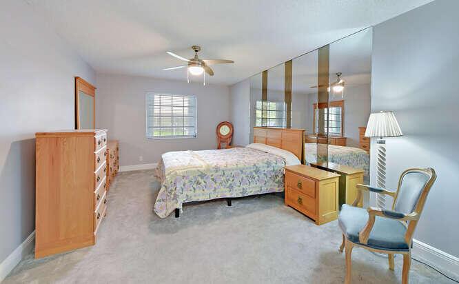 LIMETREE CONDO - Residential