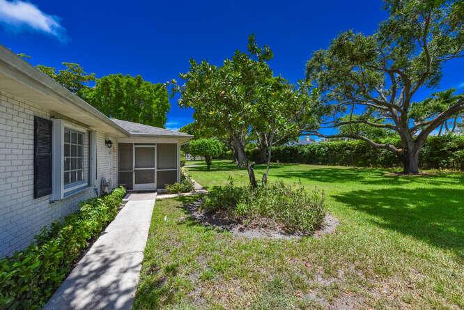 LIMETREE CONDO - Residential