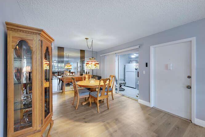 LIMETREE CONDO - Residential