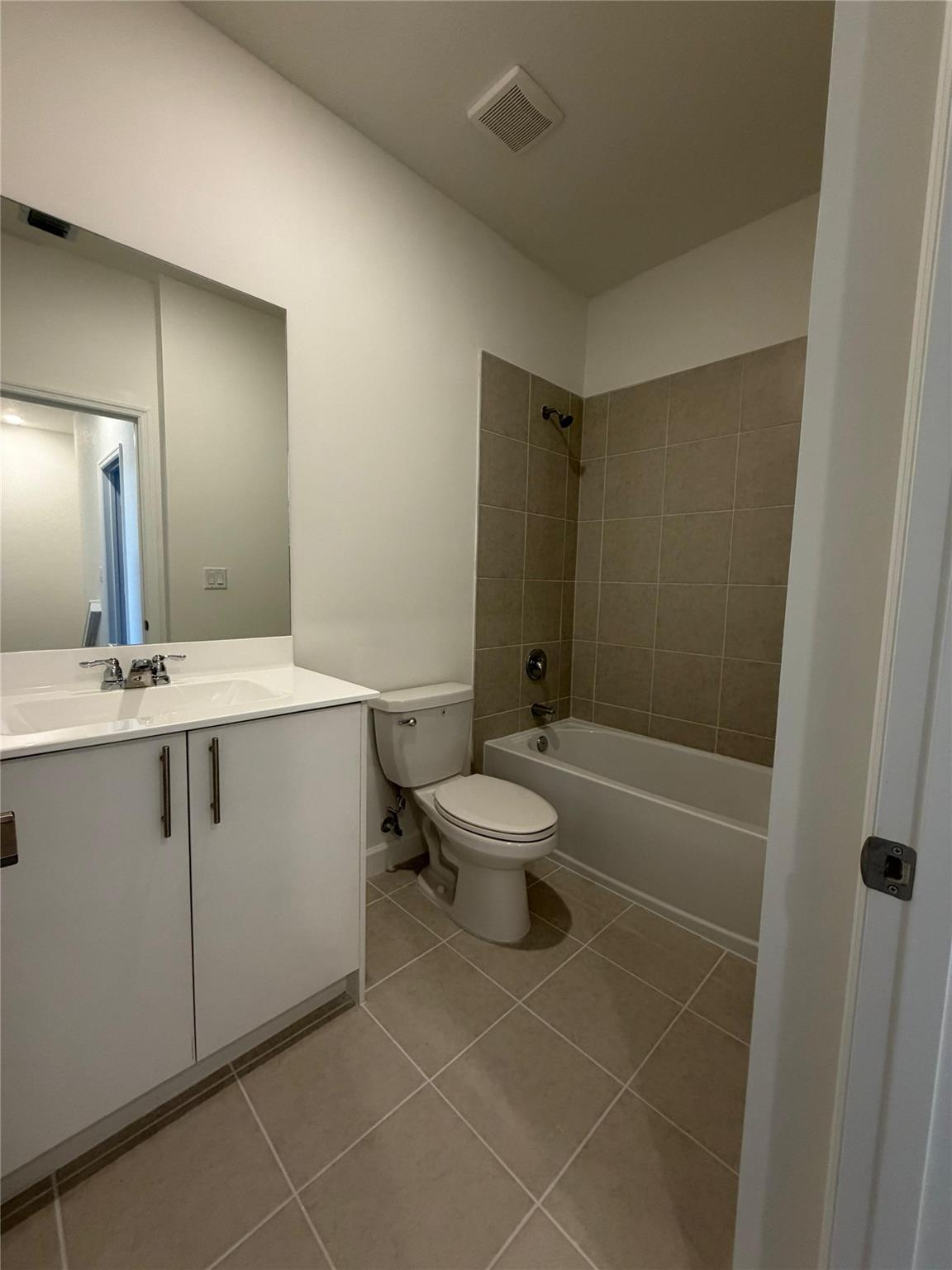 Le Jardine - Residential Lease