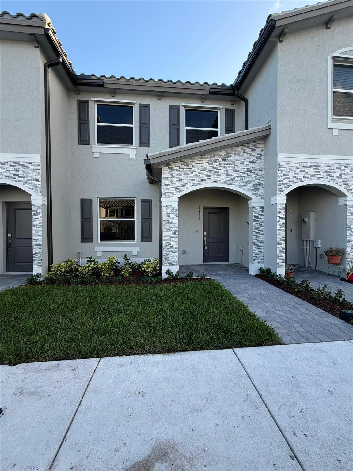 Le Jardine - Residential Lease