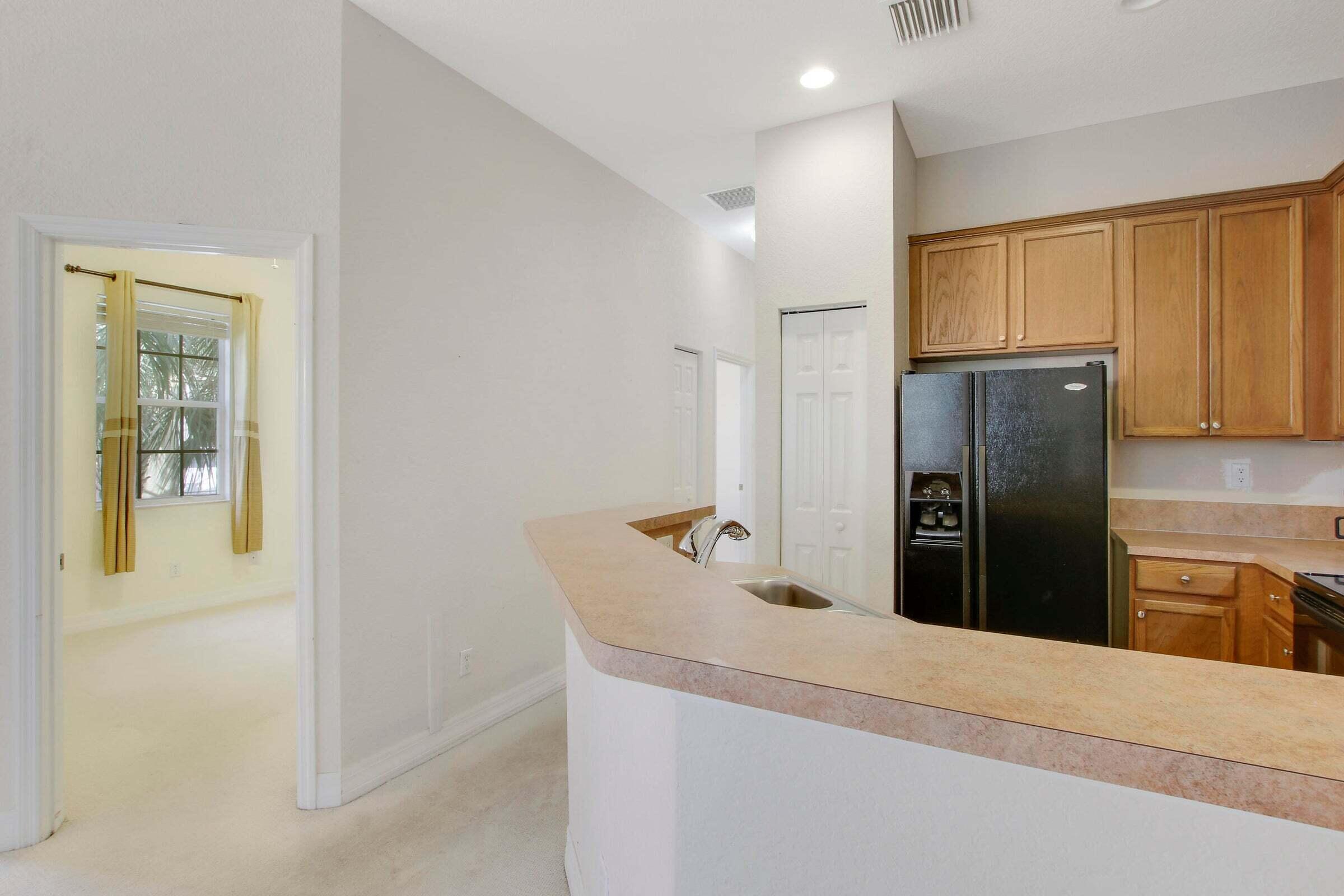 LEGENDS AT THE GARDENS CONDO - Residential Lease