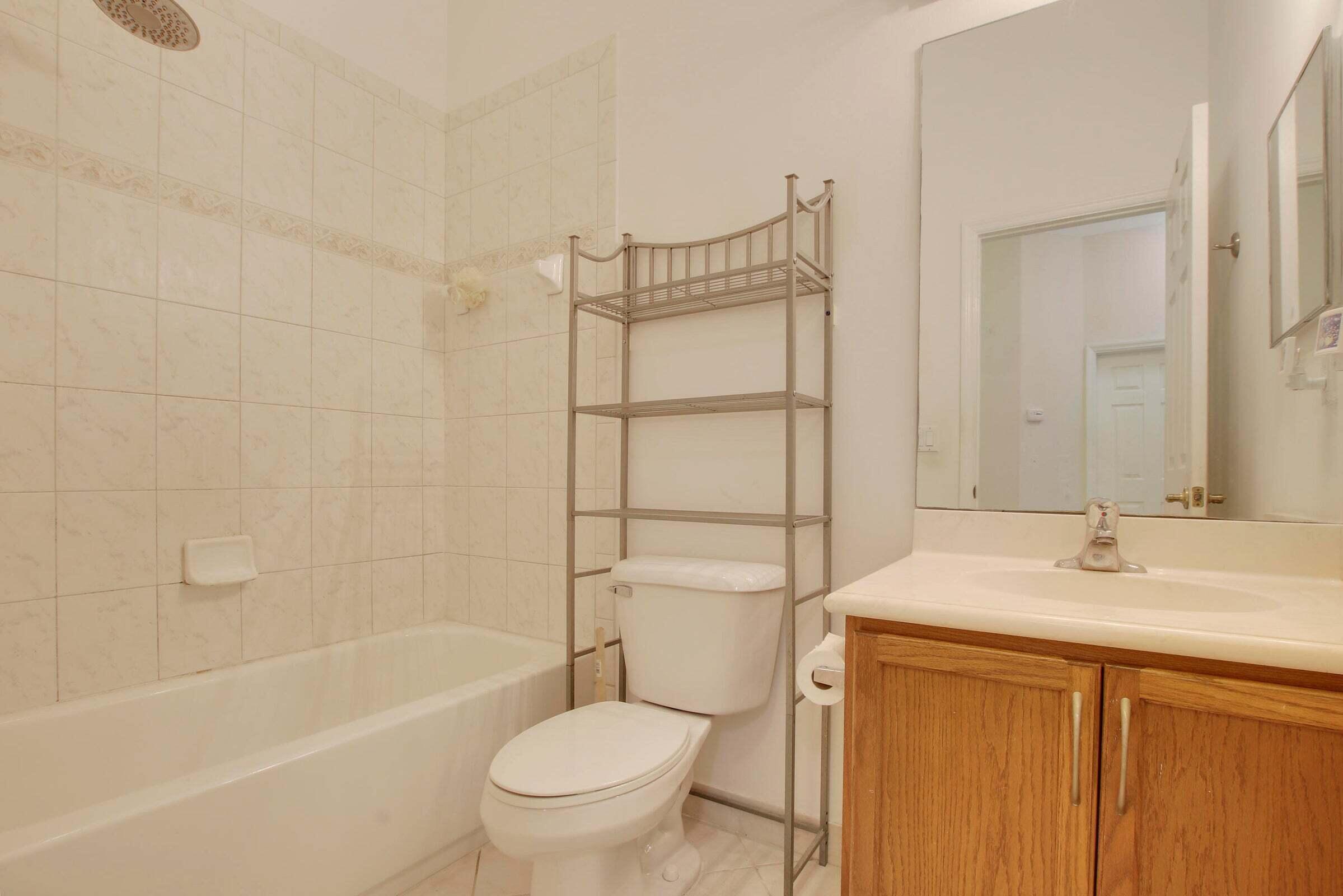 LEGENDS AT THE GARDENS CONDO - Residential Lease