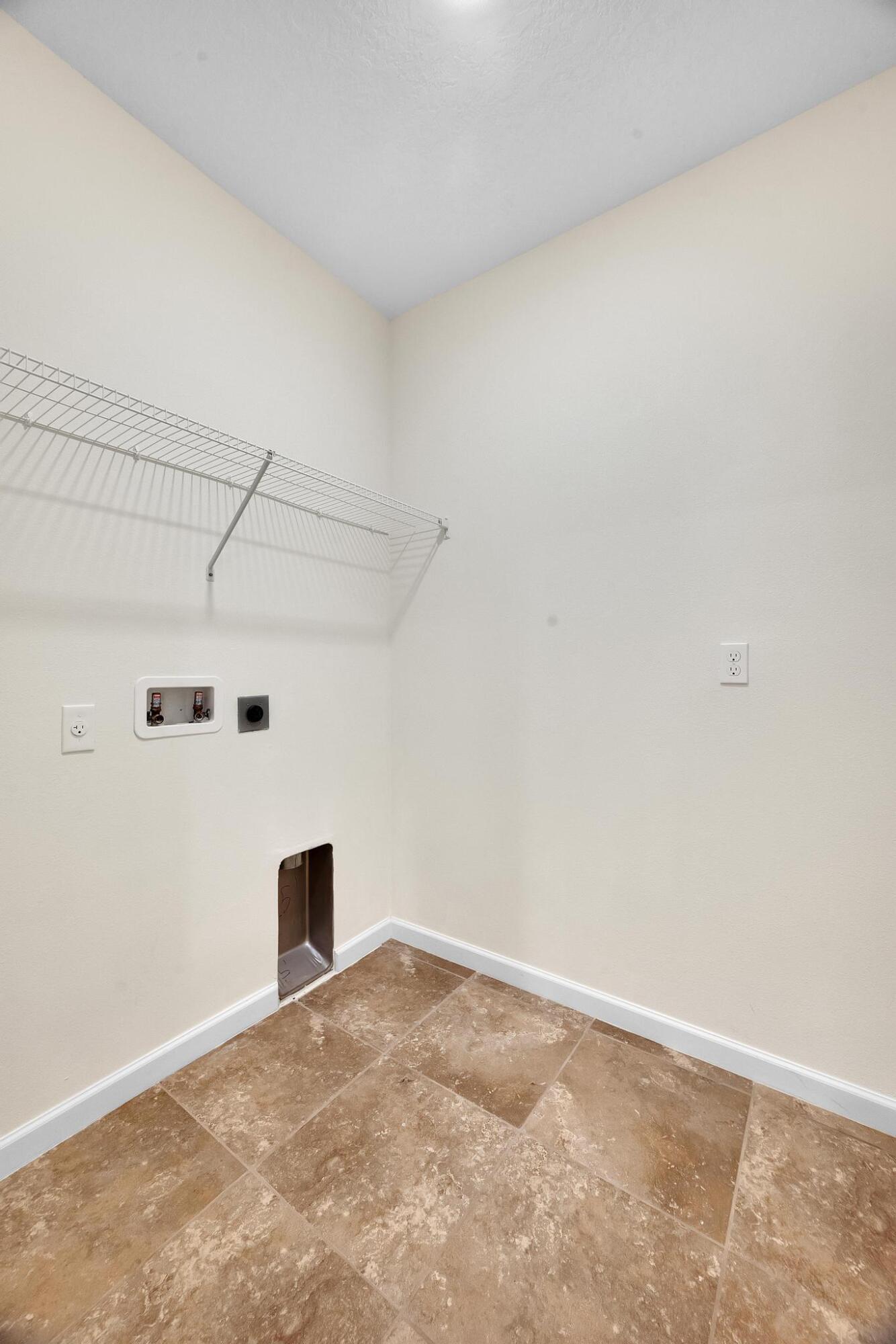 PORT ST LUCIE SECTION 40 - Residential Lease