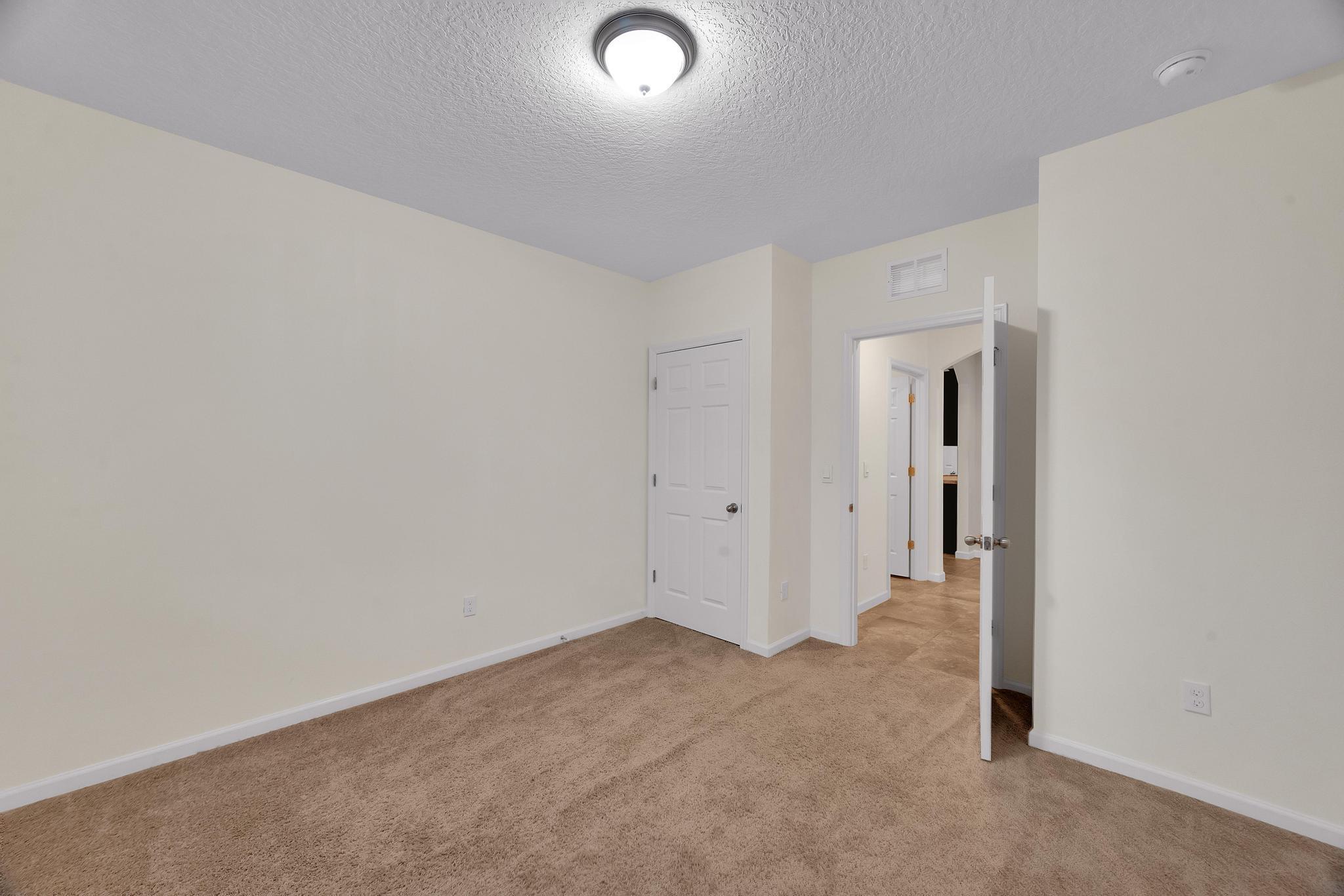 PORT ST LUCIE SECTION 40 - Residential Lease