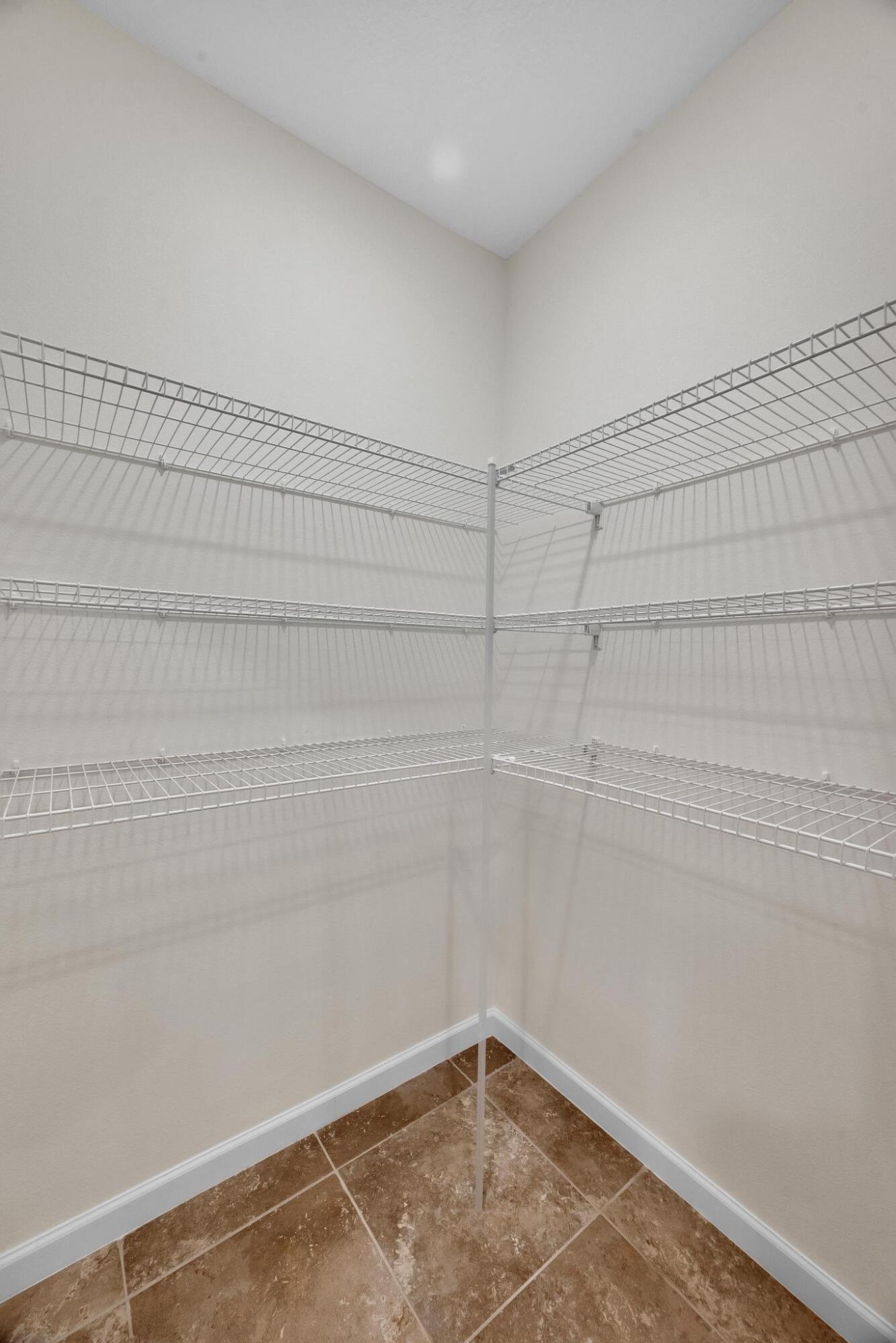 PORT ST LUCIE SECTION 40 - Residential Lease