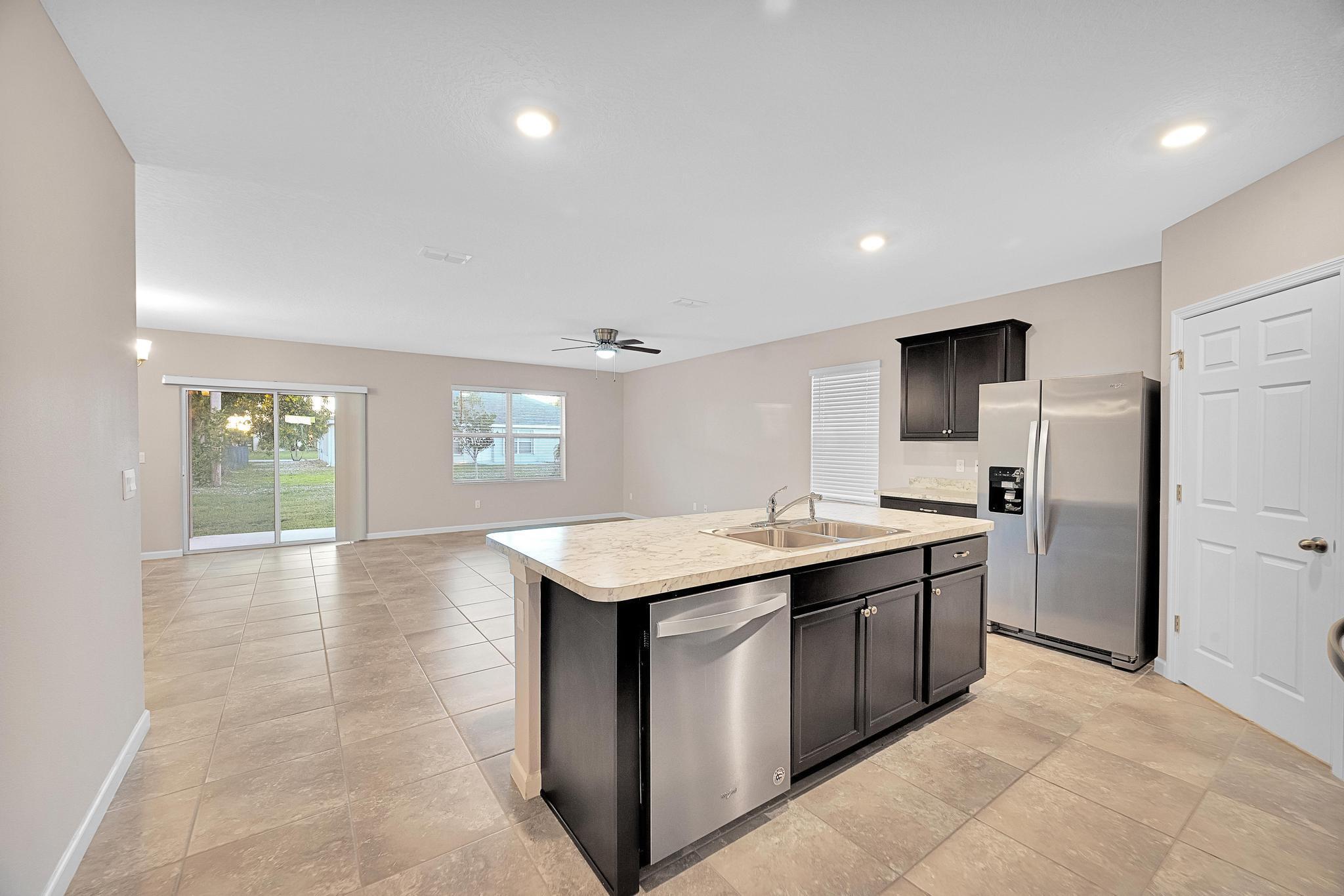 PORT ST LUCIE SECTION 40 - Residential Lease