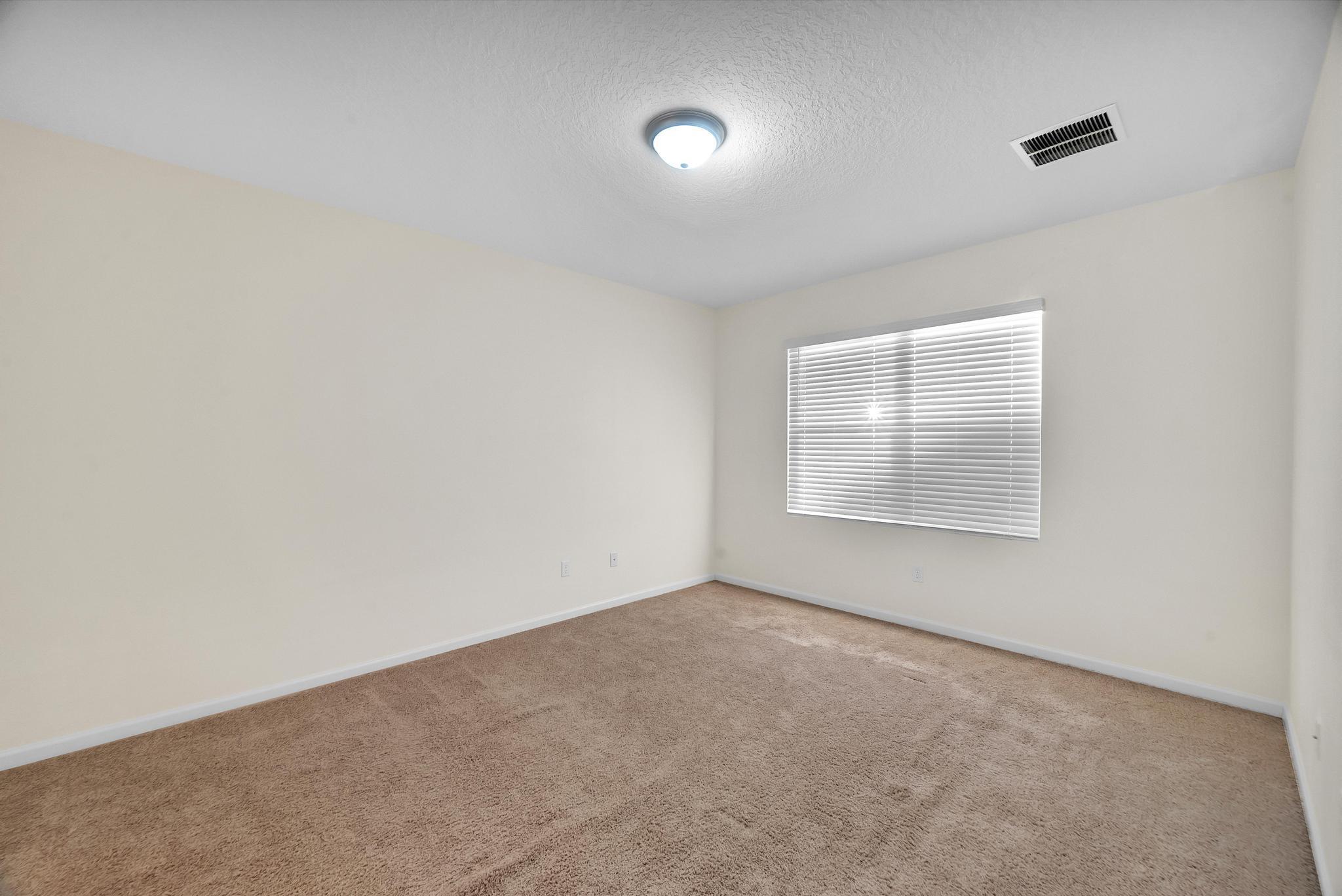 PORT ST LUCIE SECTION 40 - Residential Lease