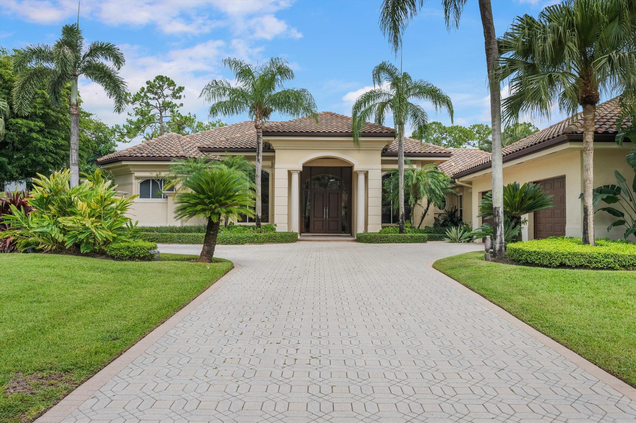 BREAKERS WEST - Residential