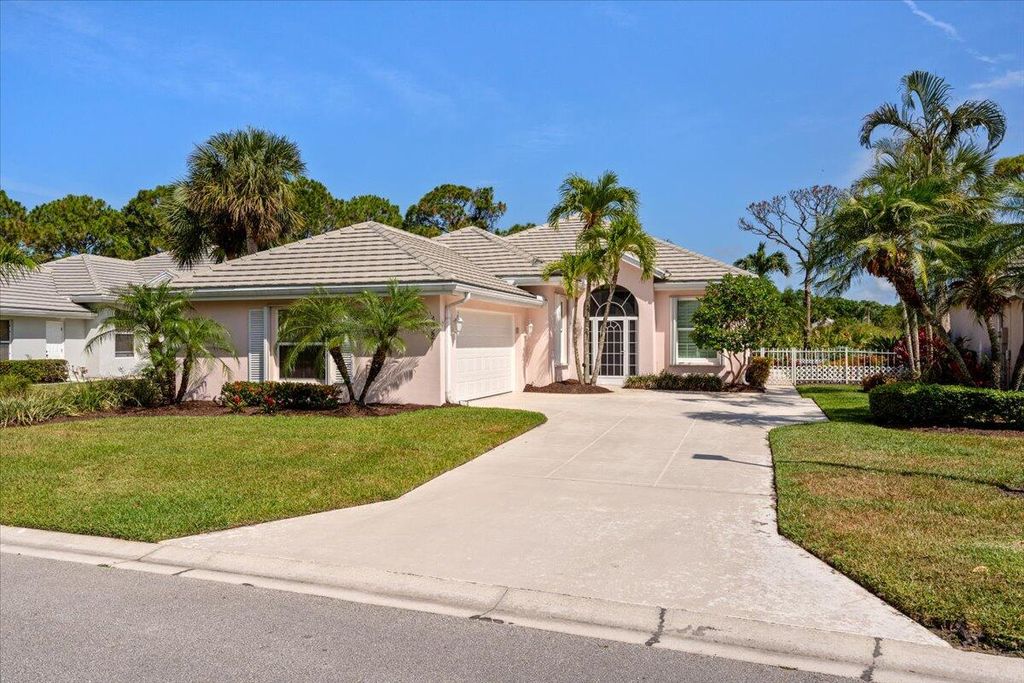 Photo of 4922 SE Heartleaf Terrace, Hobe Sound, FL 33455 (MLS # R11090421)