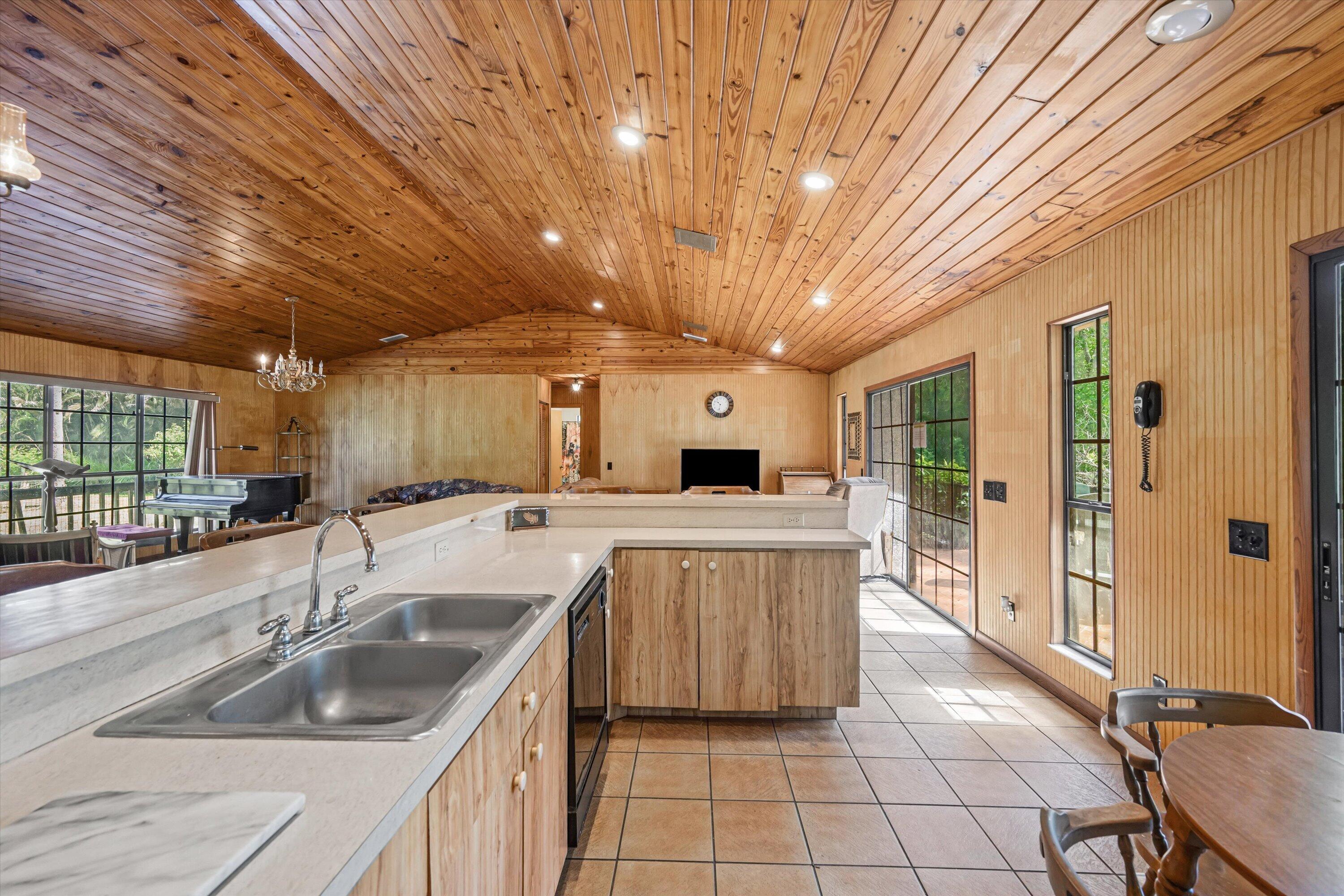 LOXAHATCHEE GROVES - Residential
