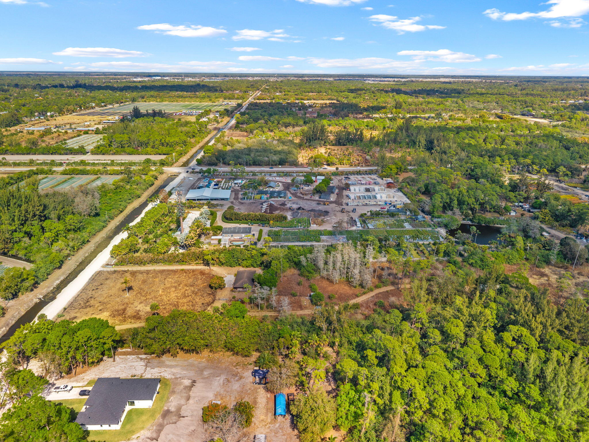 LOXAHATCHEE GROVES - Residential