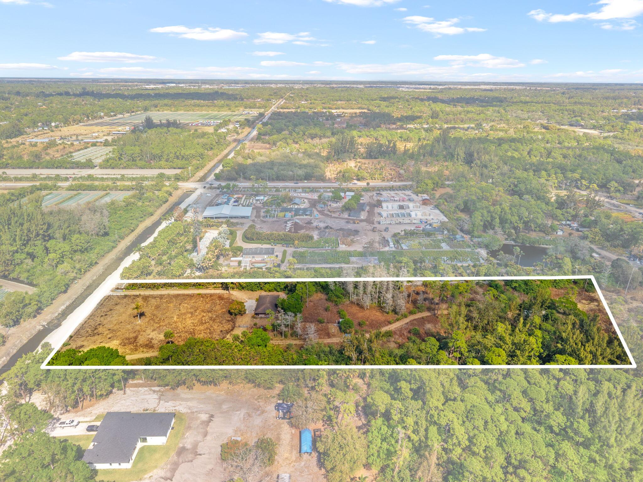 LOXAHATCHEE GROVES - Residential