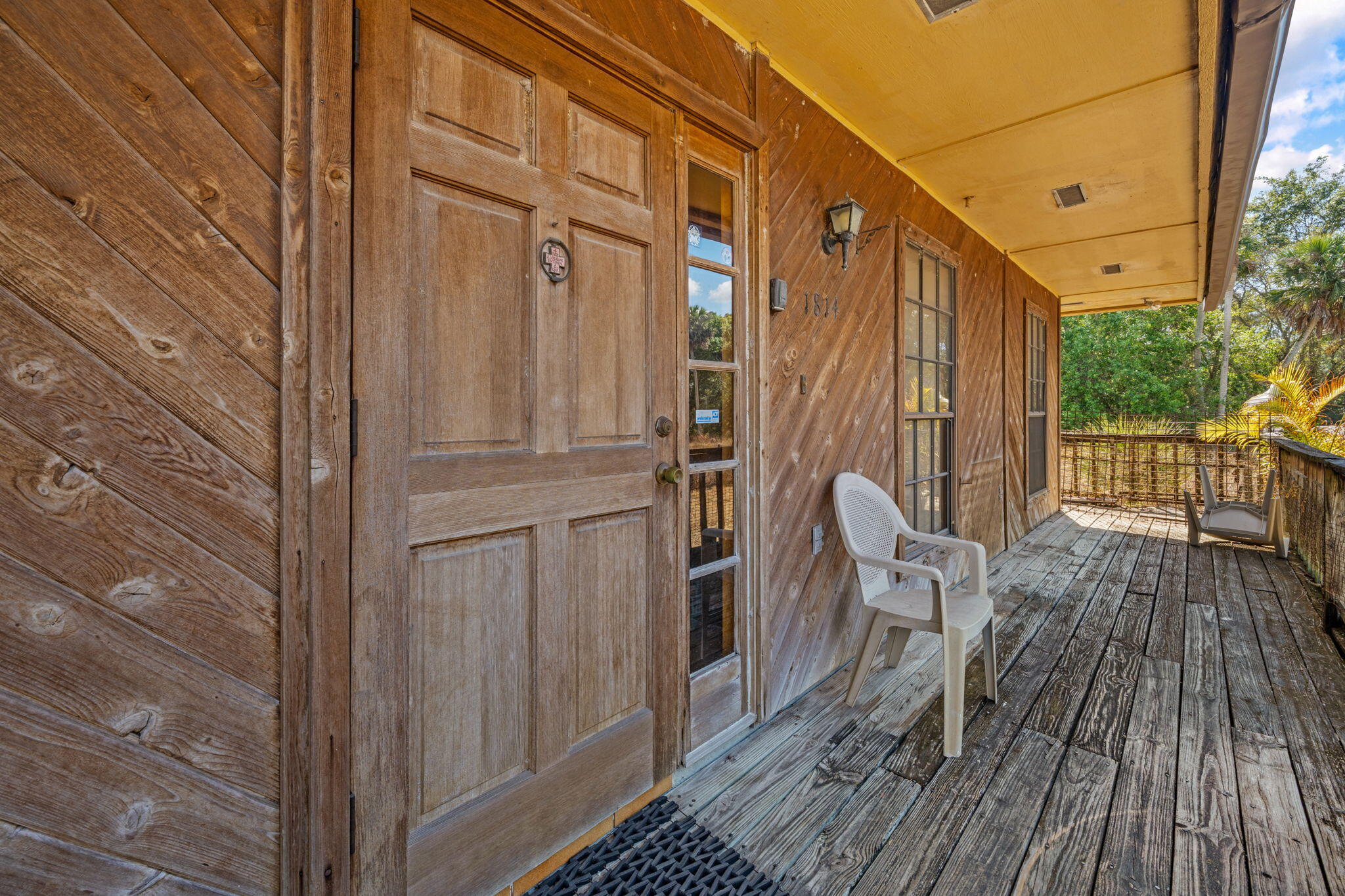 LOXAHATCHEE GROVES - Residential