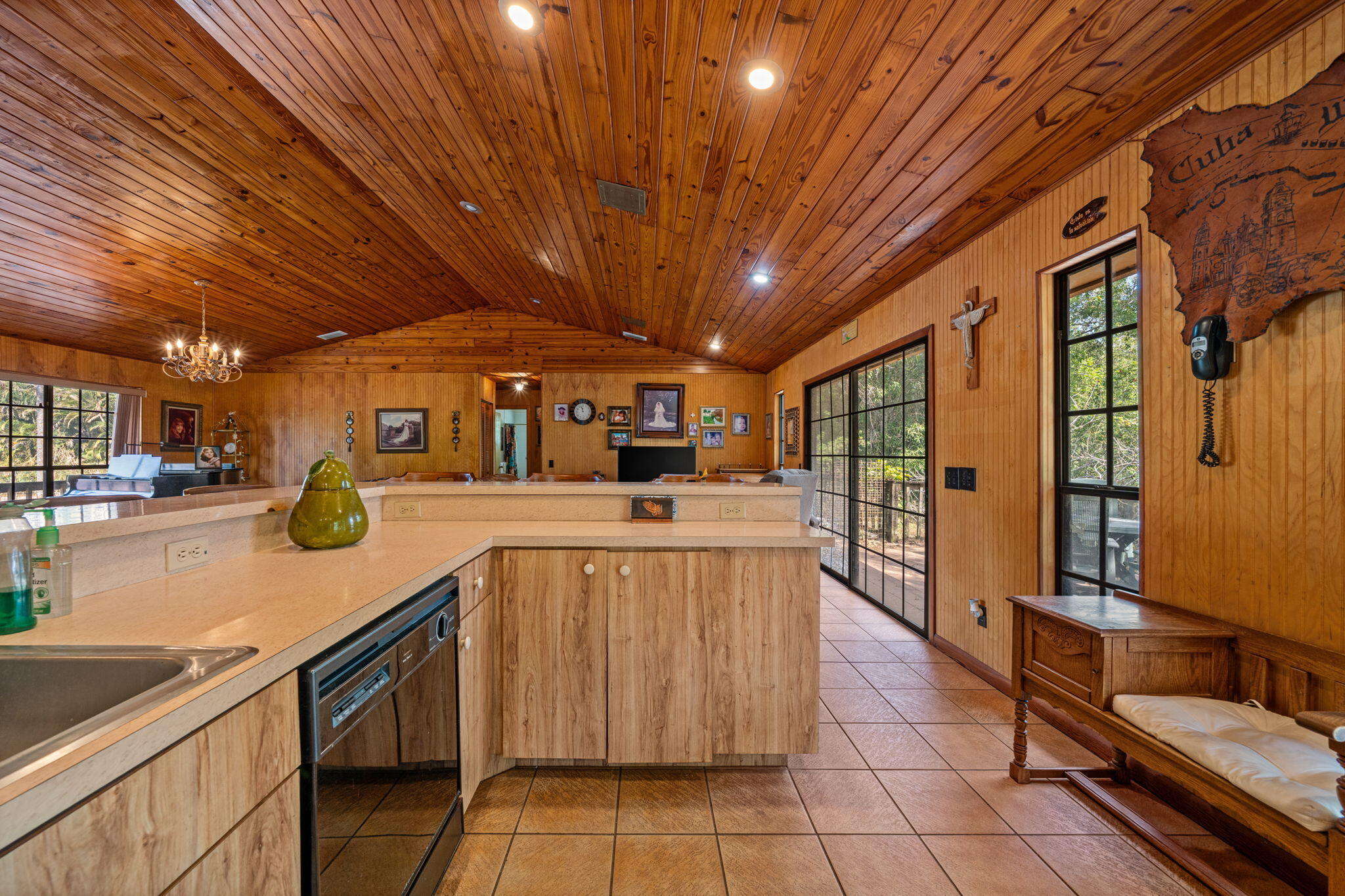 LOXAHATCHEE GROVES - Residential