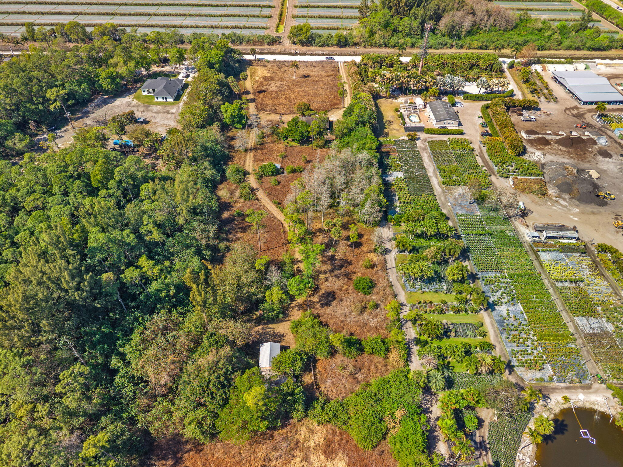 LOXAHATCHEE GROVES - Residential