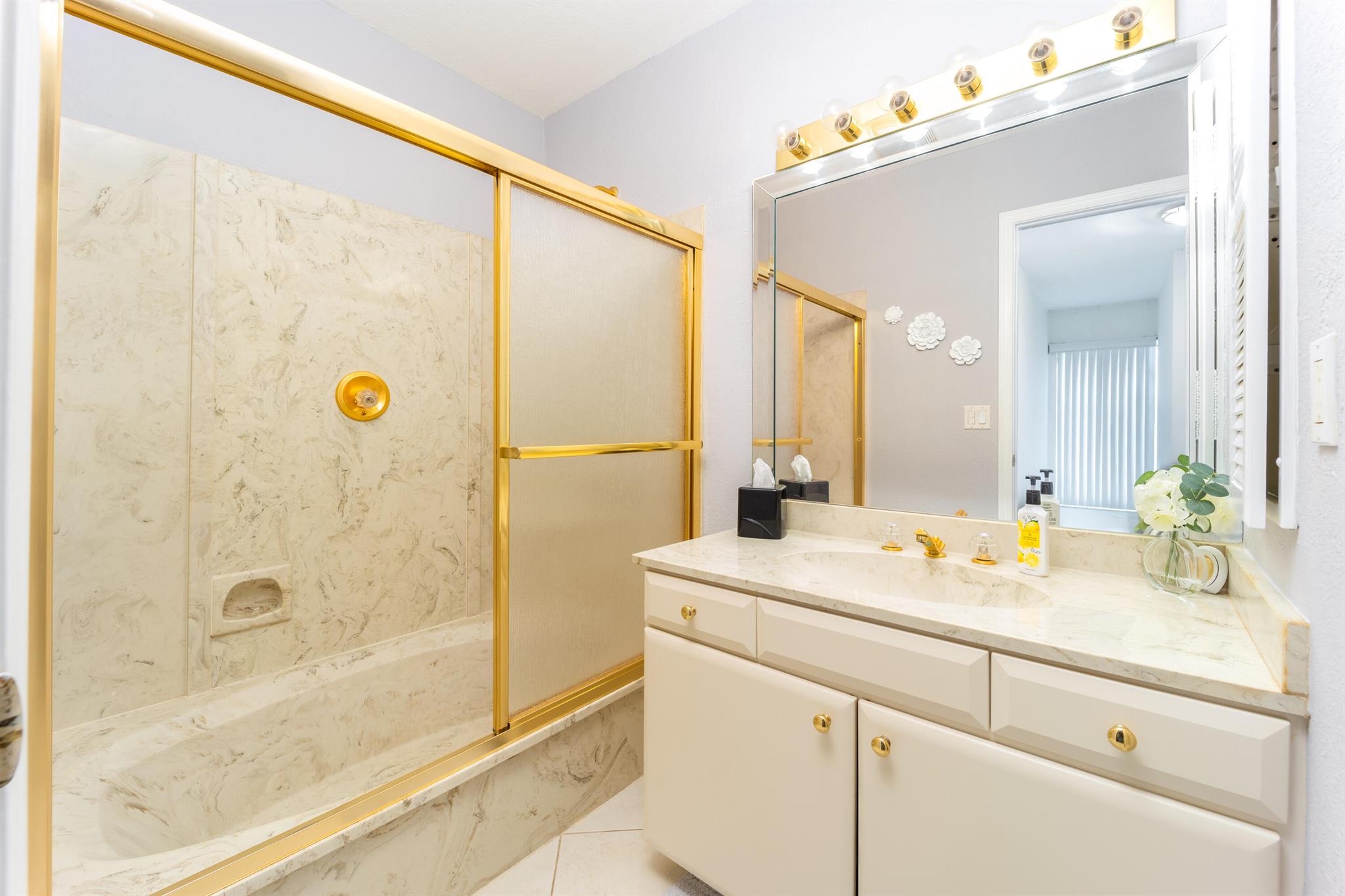 Hillsboro Beach & Yacht V - Residential