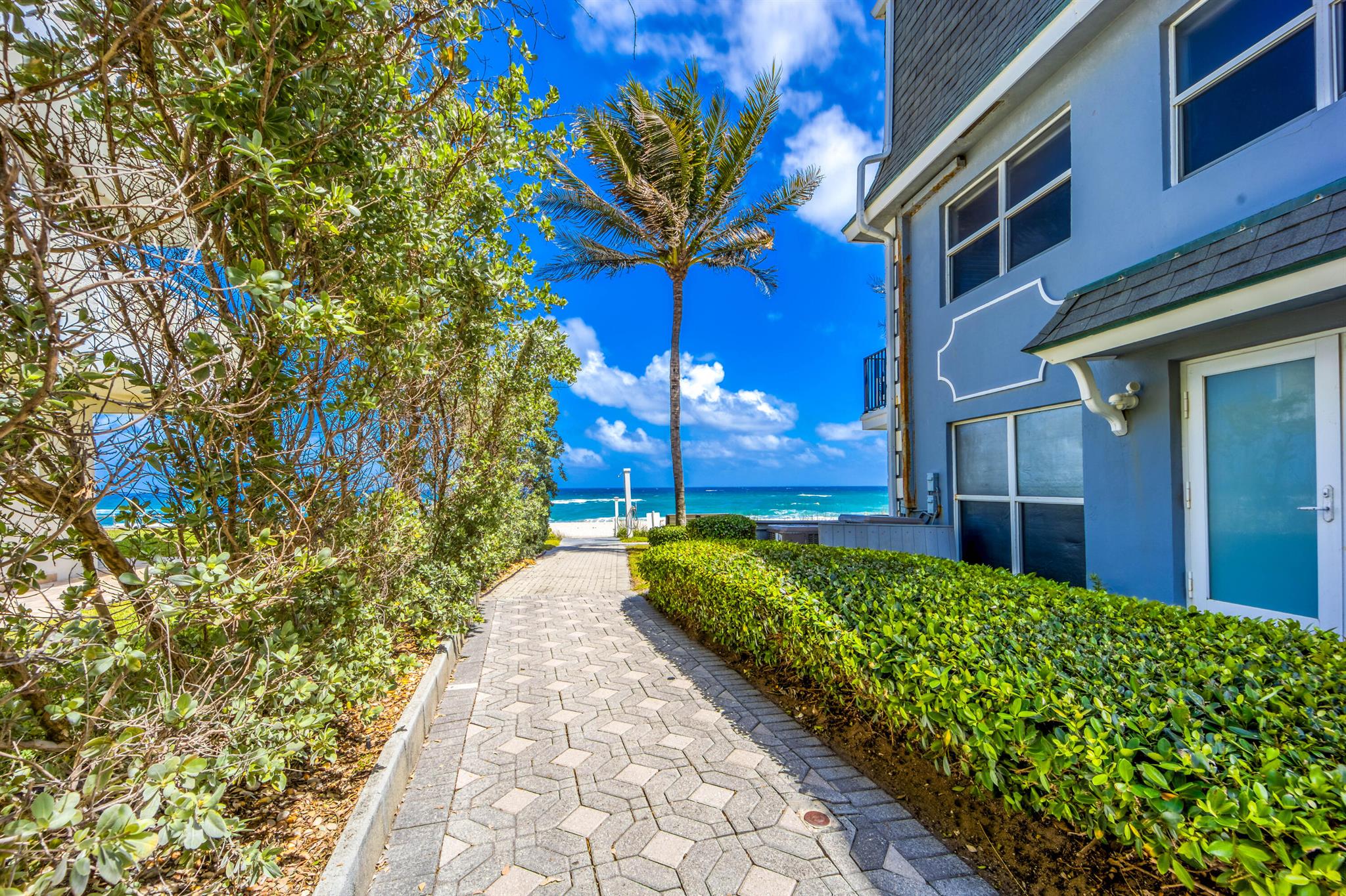 Hillsboro Beach & Yacht V - Residential