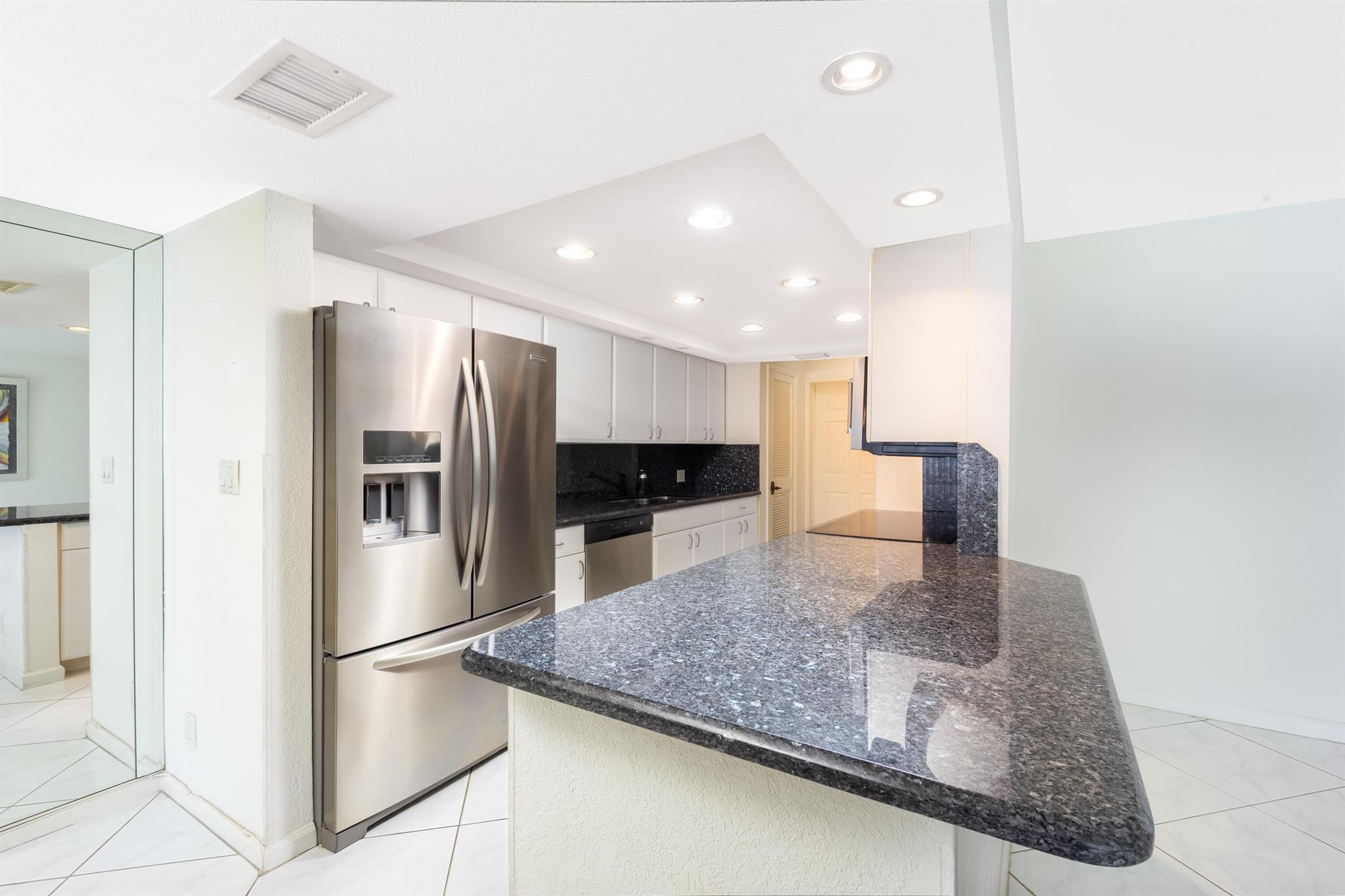 Hillsboro Beach & Yacht V - Residential