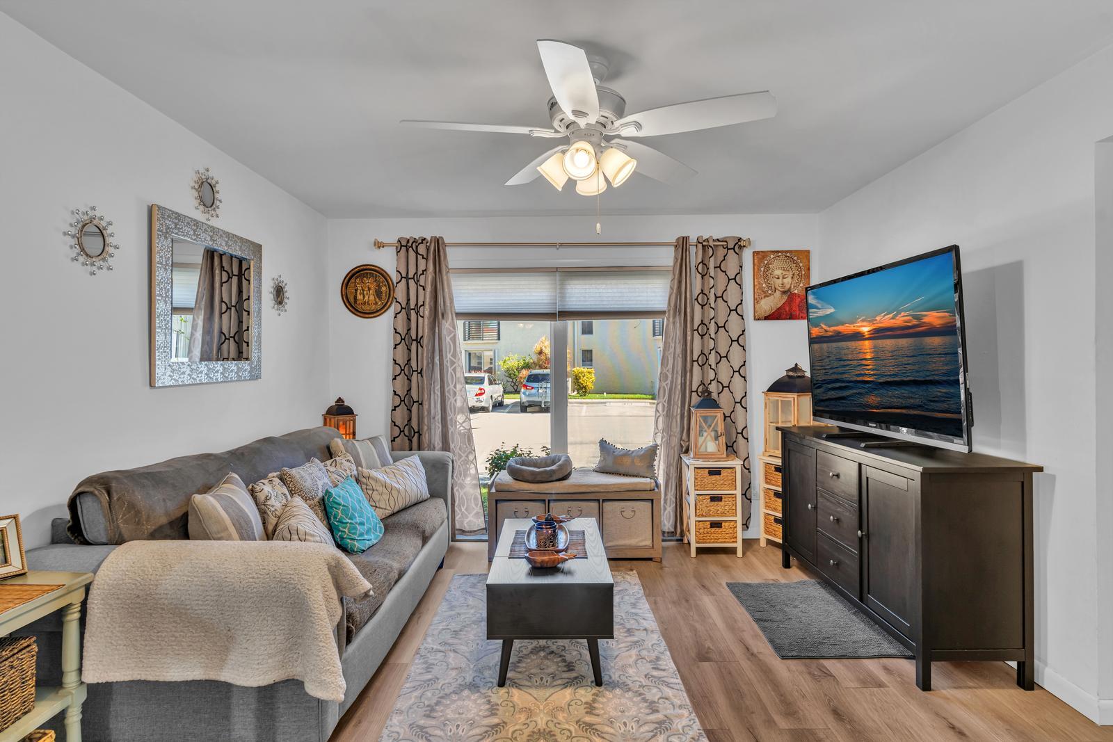 EMBARCADERO CONDO - Residential