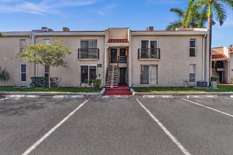 Tiny photo for 5314 NE 6 Avenue #E20, Oakland Park, FL 33334 (MLS # B26027498)
