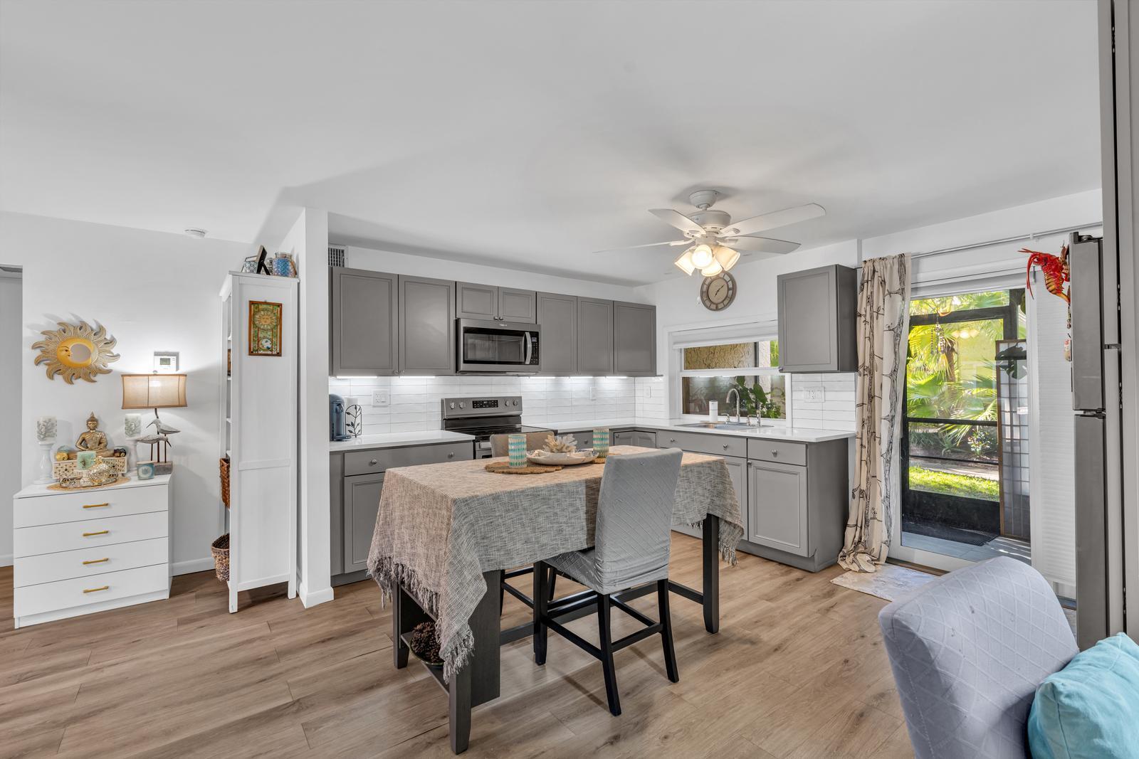 EMBARCADERO CONDO - Residential