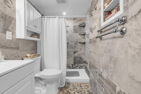 Tiny photo for 5314 NE 6 Avenue #E20, Oakland Park, FL 33334 (MLS # B26027498)