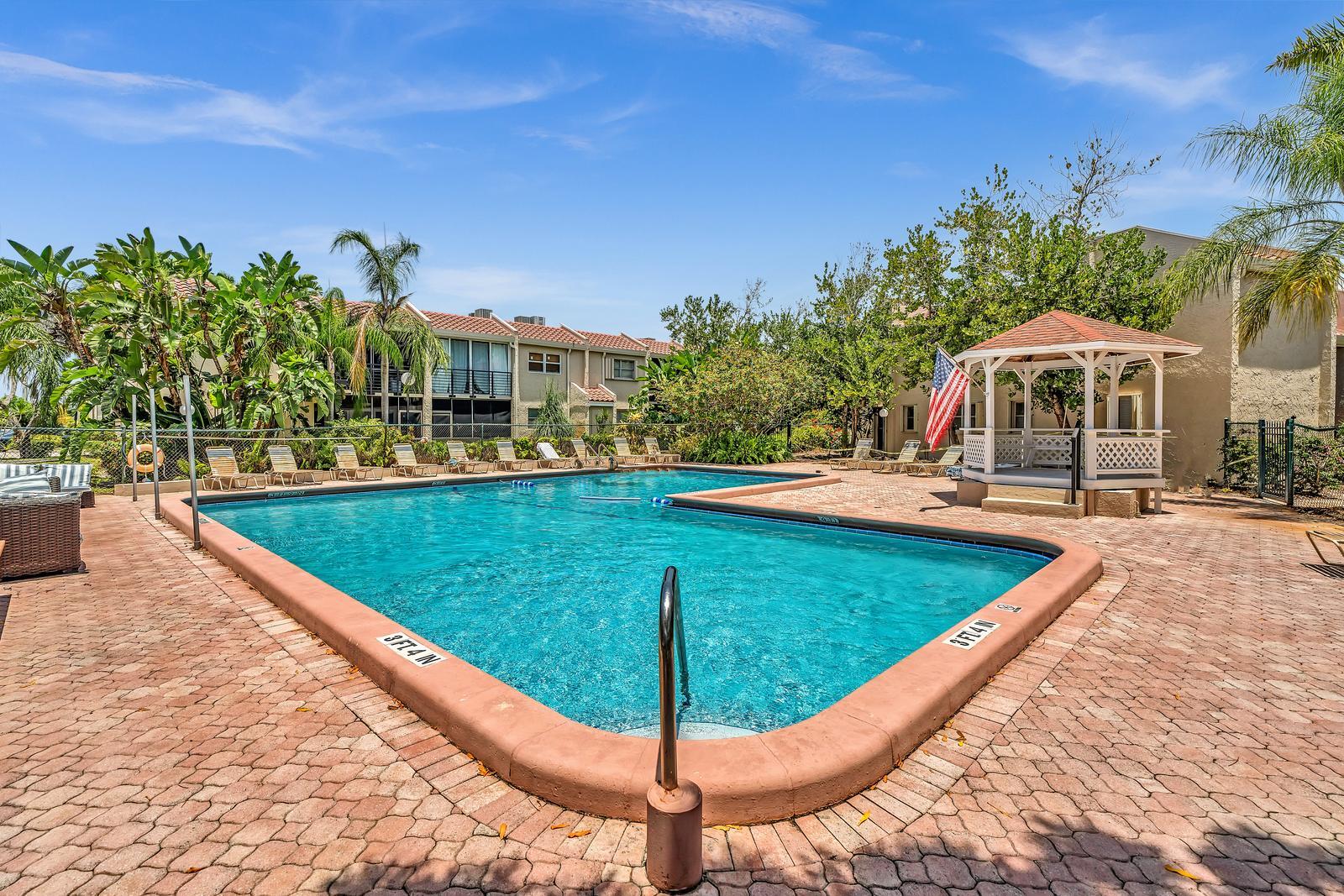 EMBARCADERO CONDO - Residential