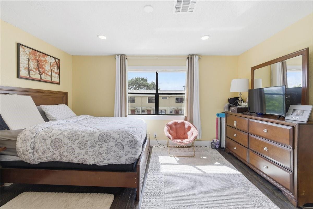 Blue Lake - Residential