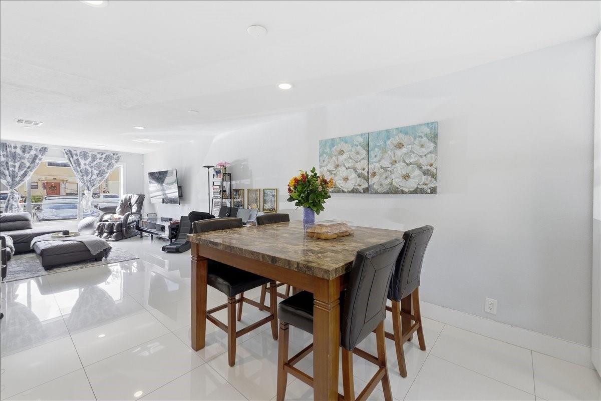 3370 Beau Rivage Dr 2X