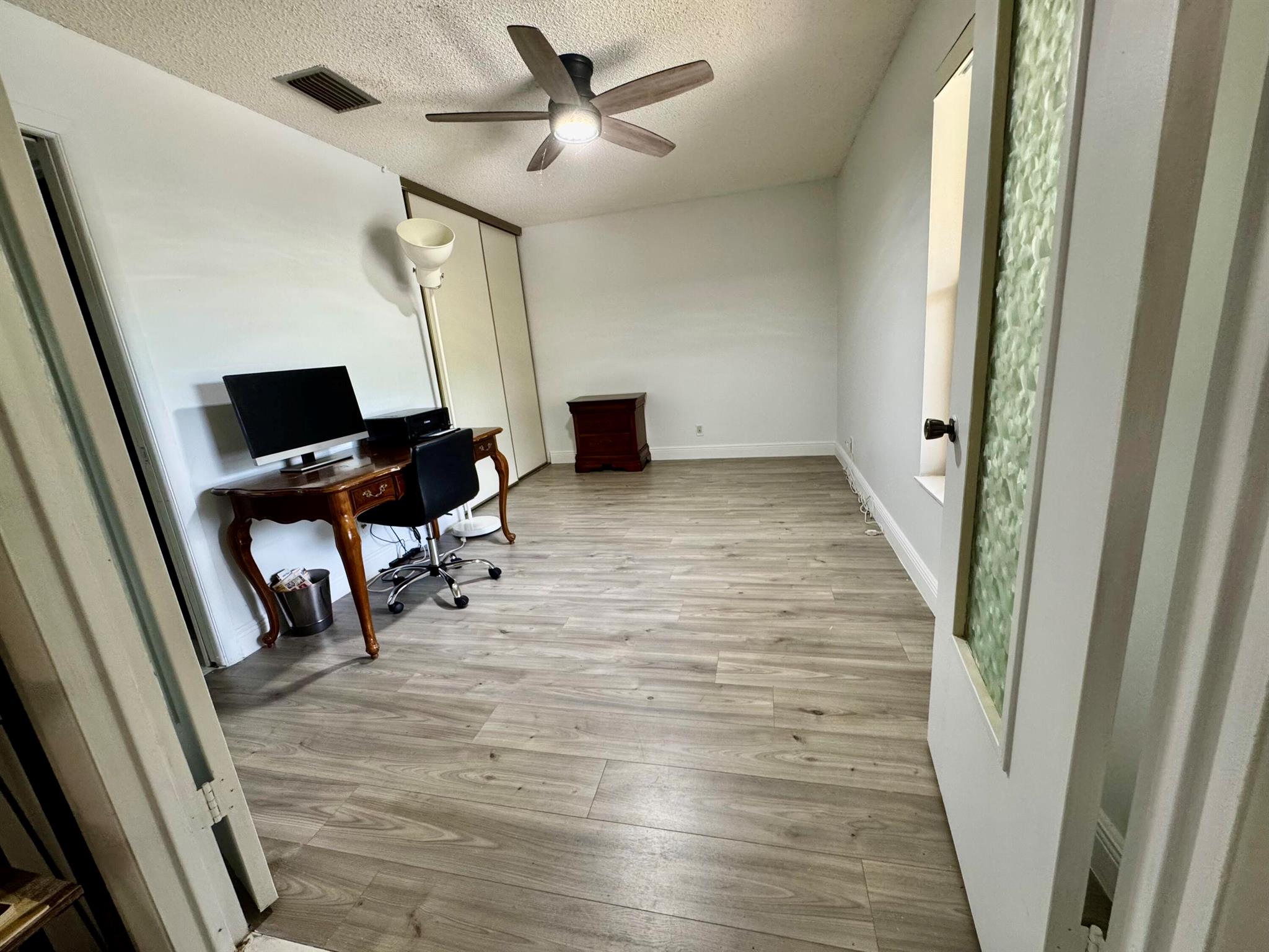 POND APPLE PLACE III COND - Residential